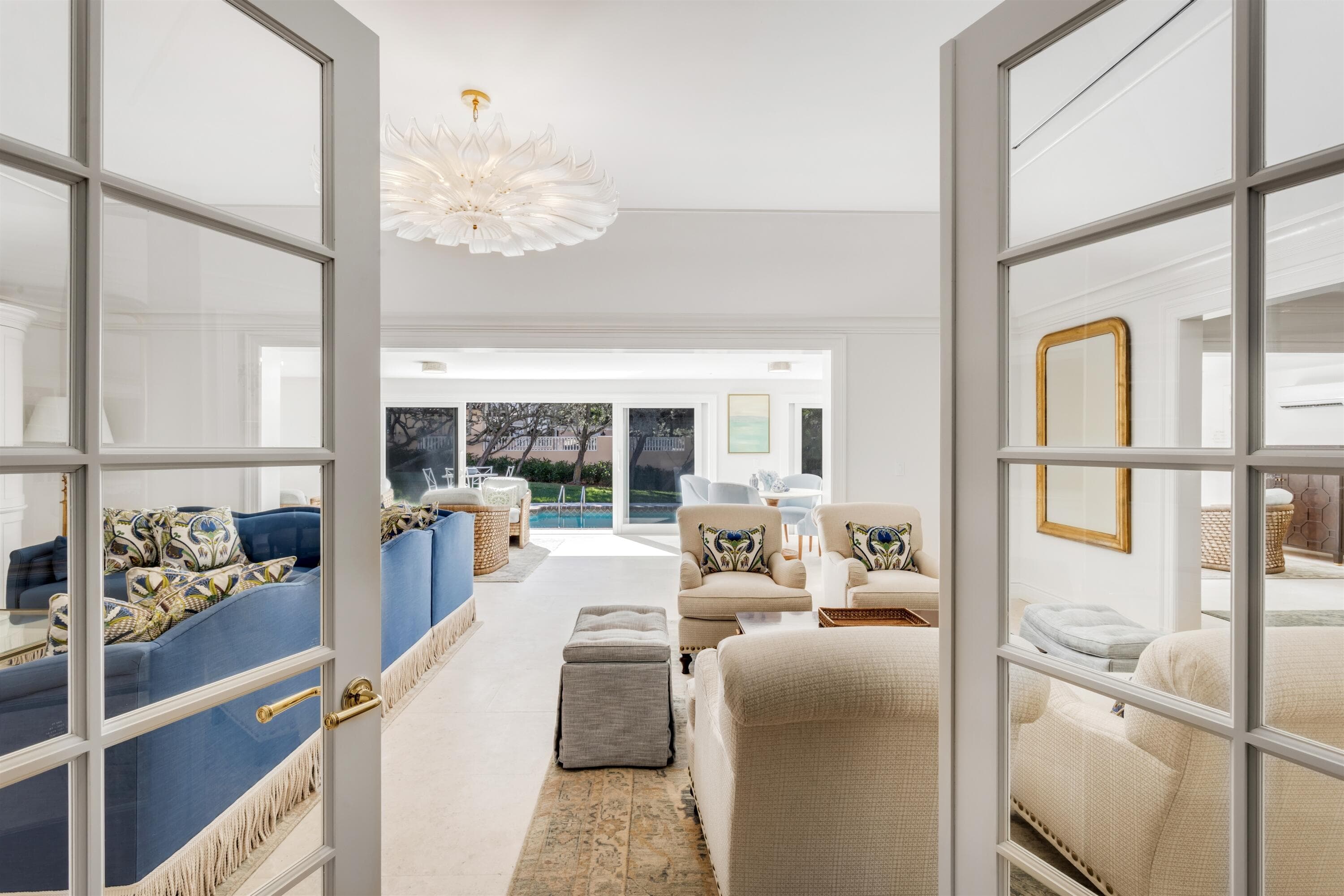 124 Woodbridge Road, Palm Beach, FL 33480 — photo 10 of 45