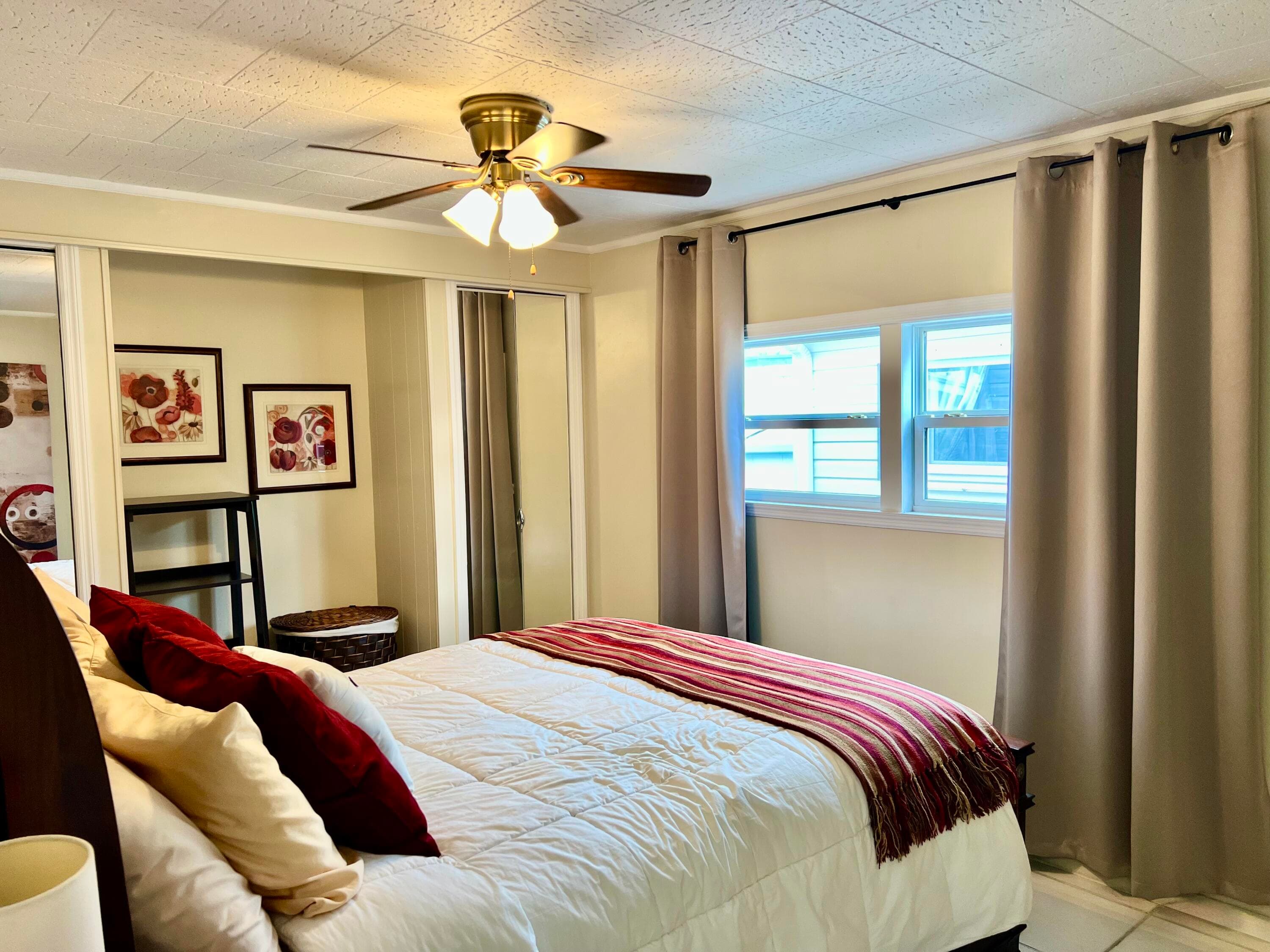3325 Street Street, Hollywood, FL 33021 — photo 16 of 39