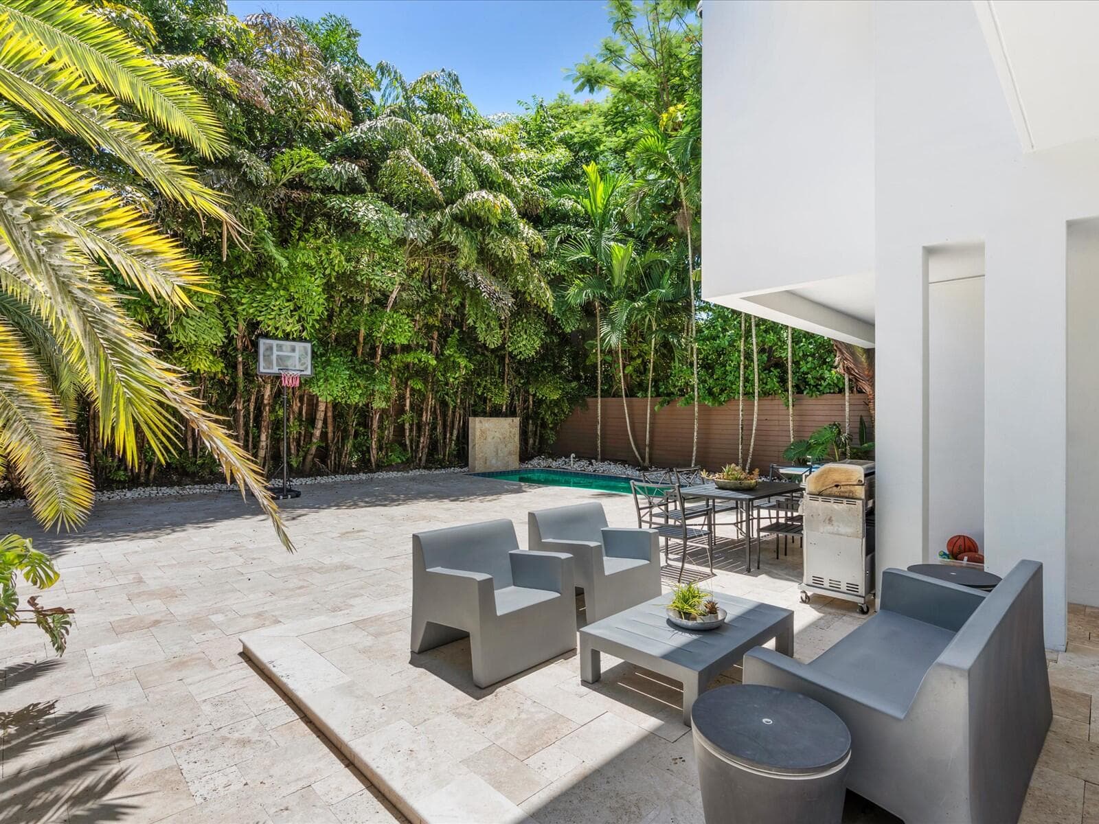 3917 S Le Jeune Road, Miami, FL 33146 — photo 12 of 91