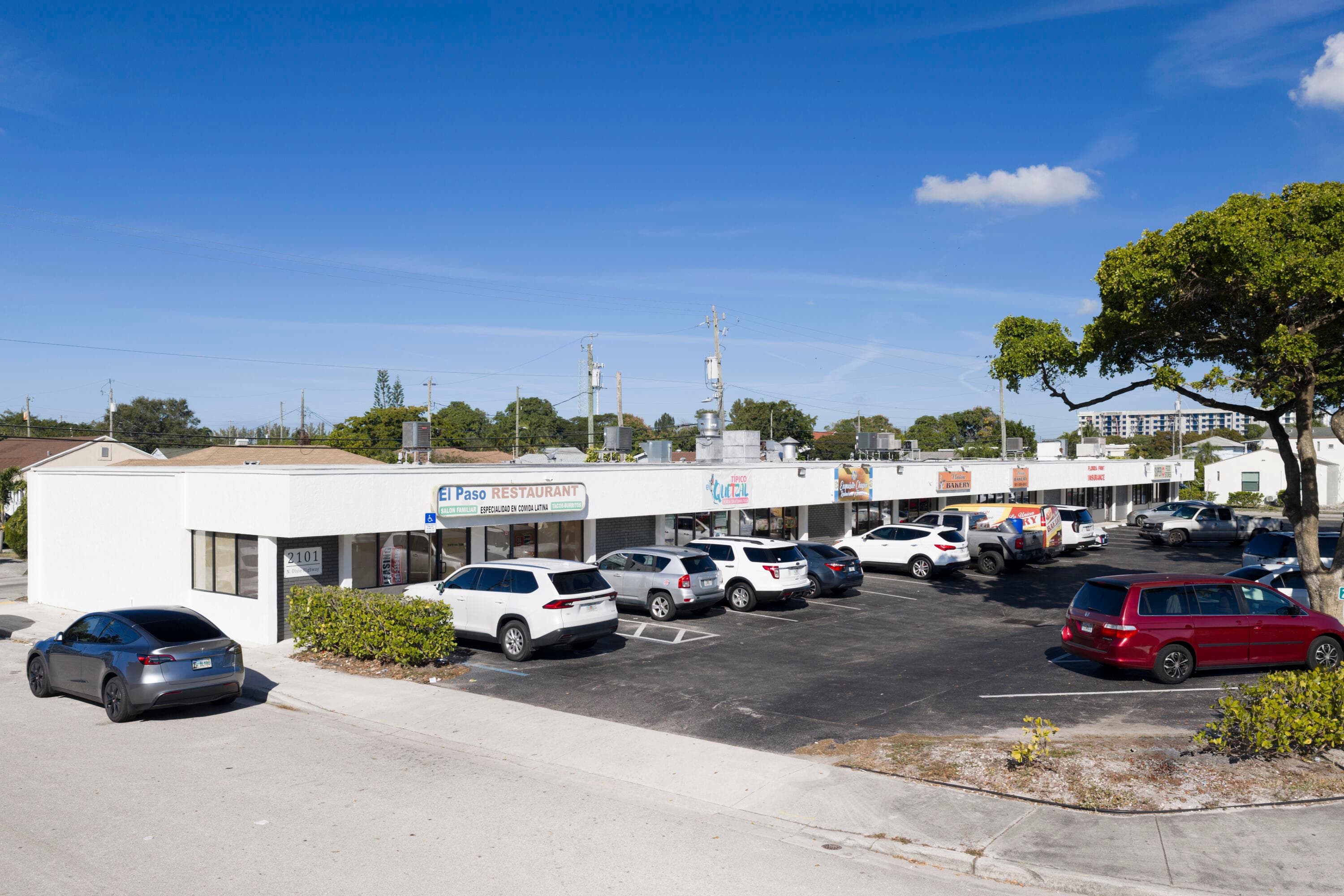 2101 N Dixie Highway 2101, Lake Worth Beach, FL 33460 — photo 1 of 9