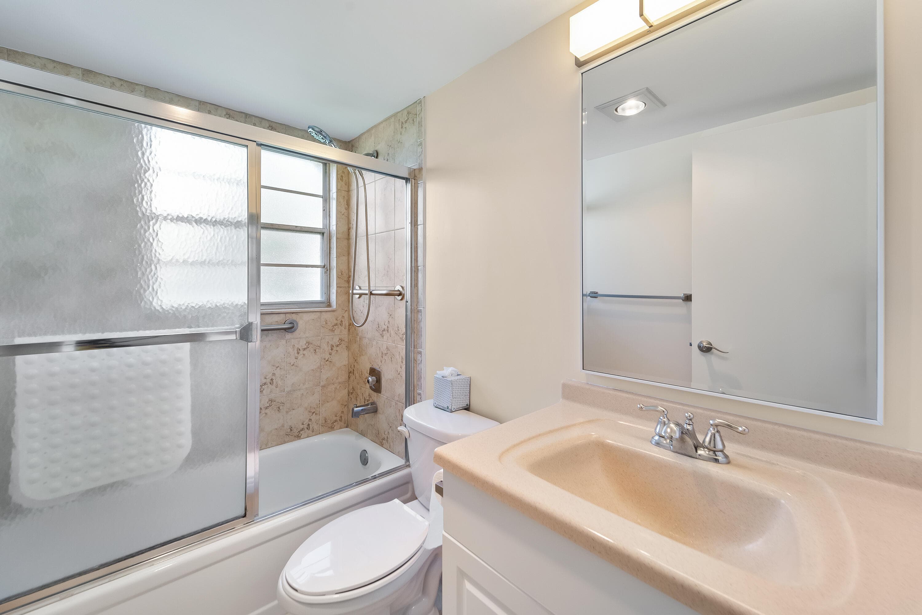 200 Dorset E, Boca Raton, FL 33434 — photo 13 of 41
