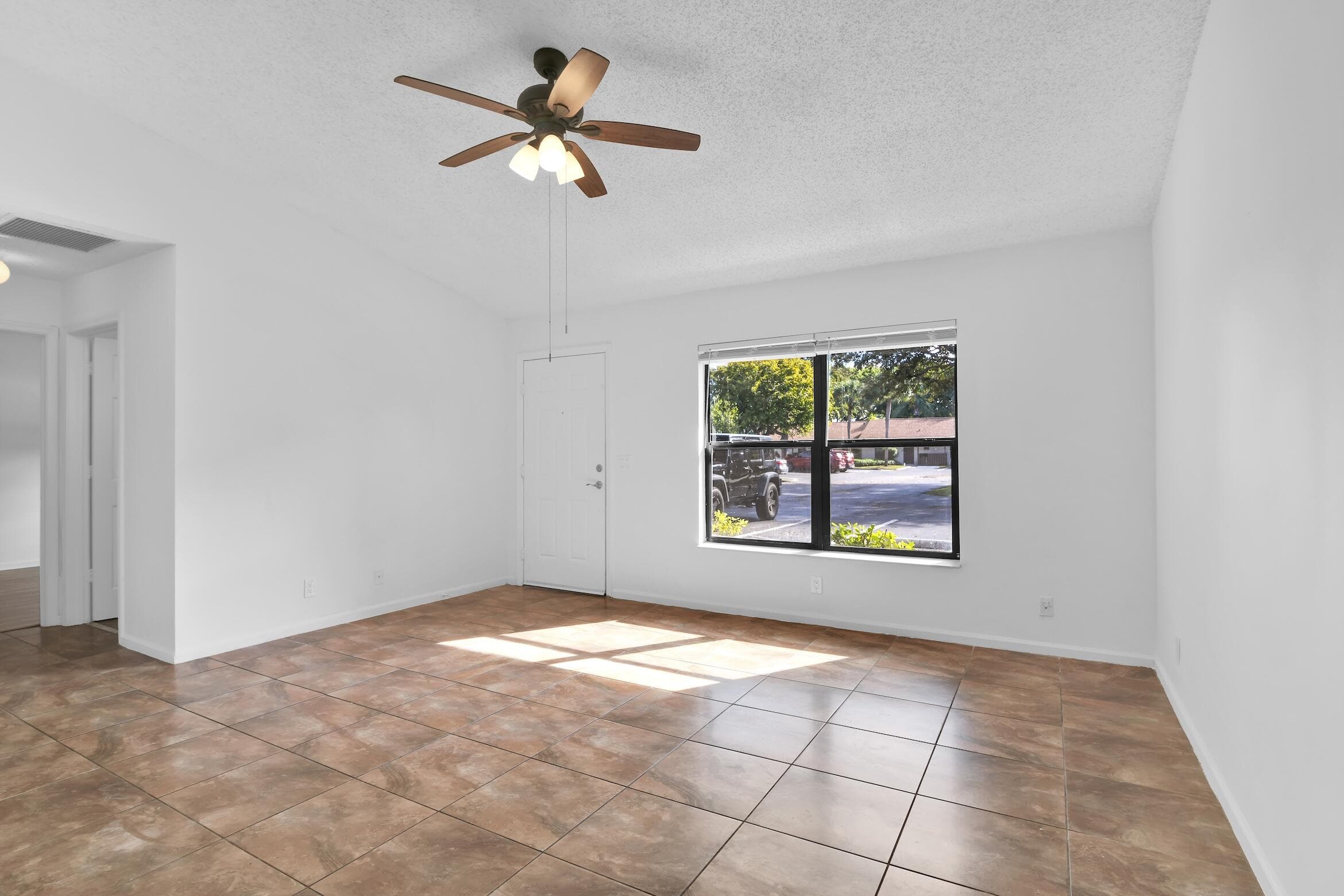 66 Via De Casas Norte 66, Boynton Beach, FL 33426 — photo 8 of 37