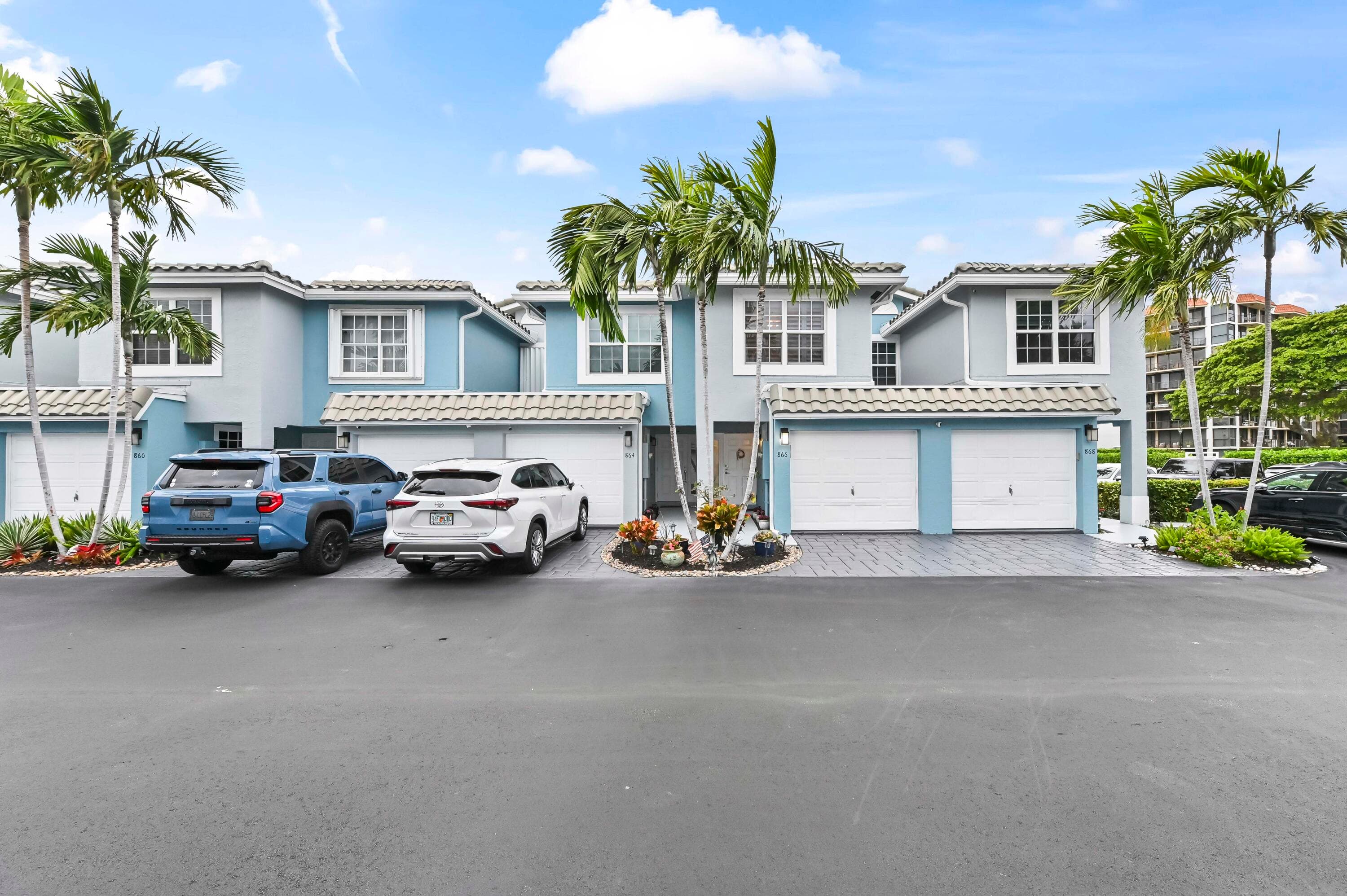 866 E Jeffery Street, Boca Raton, FL 33487 — photo 1 of 45