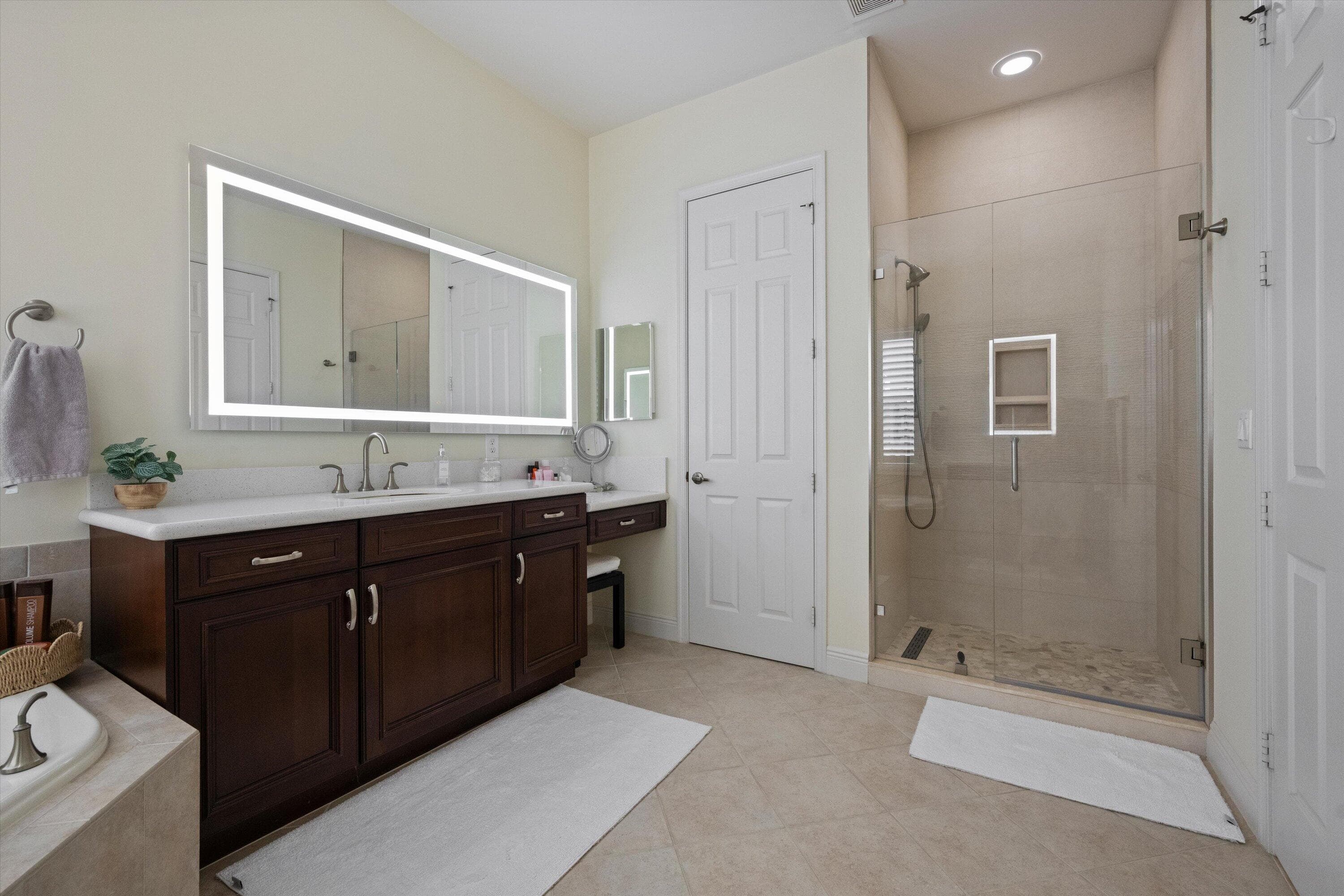 8181 Butler Greenwood Drive, West Palm Beach, FL 33411 — photo 15 of 37