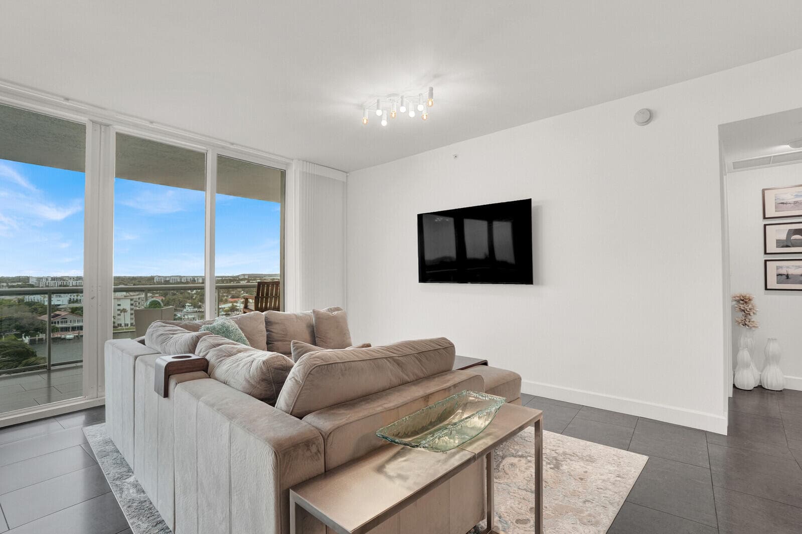 1 N Ocean Boulevard 812, Pompano Beach, FL 33062 — photo 4 of 47