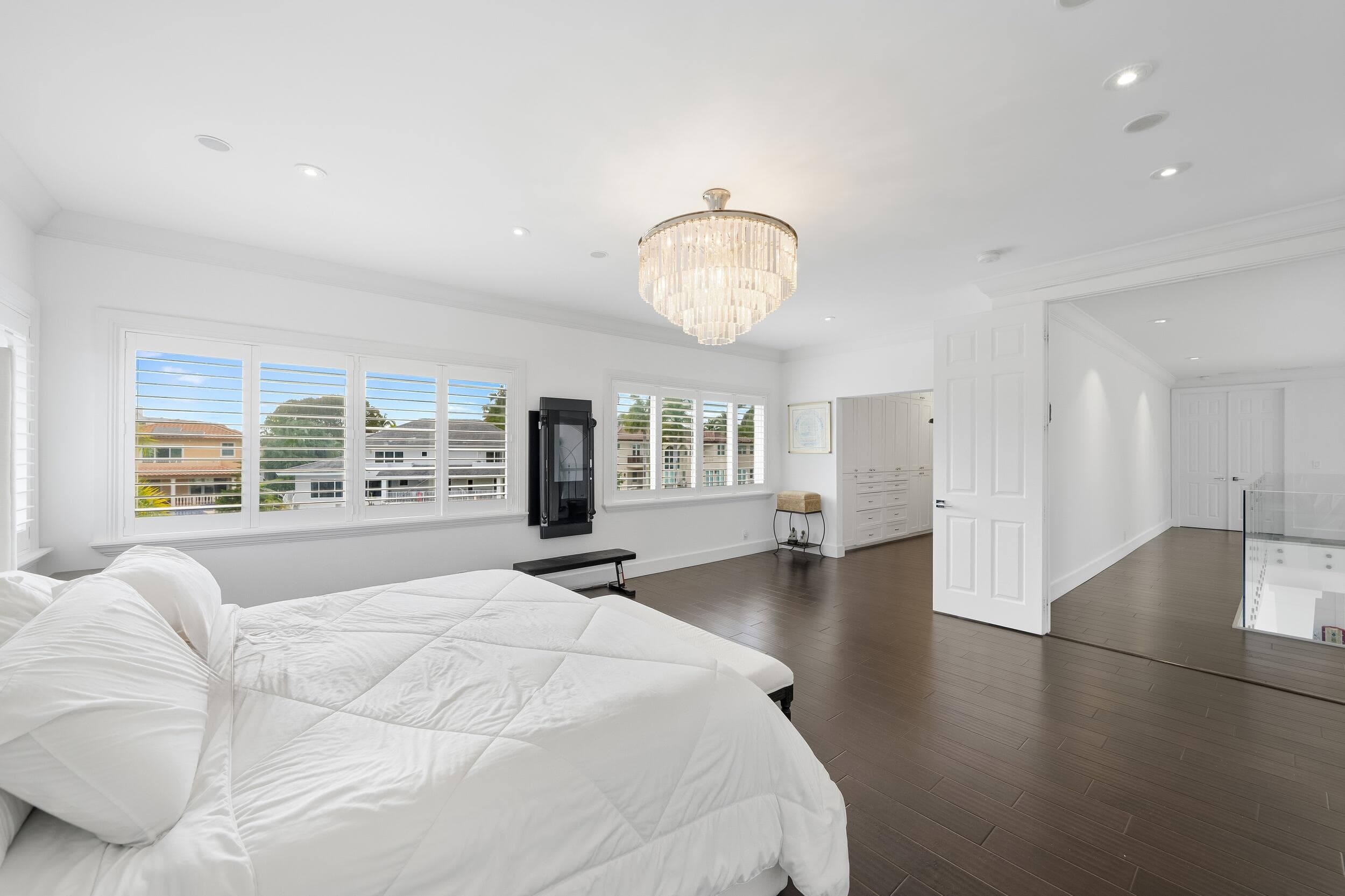 16430 NE 30th Avenue, North Miami Beach, FL 33160 — photo 27 of 68