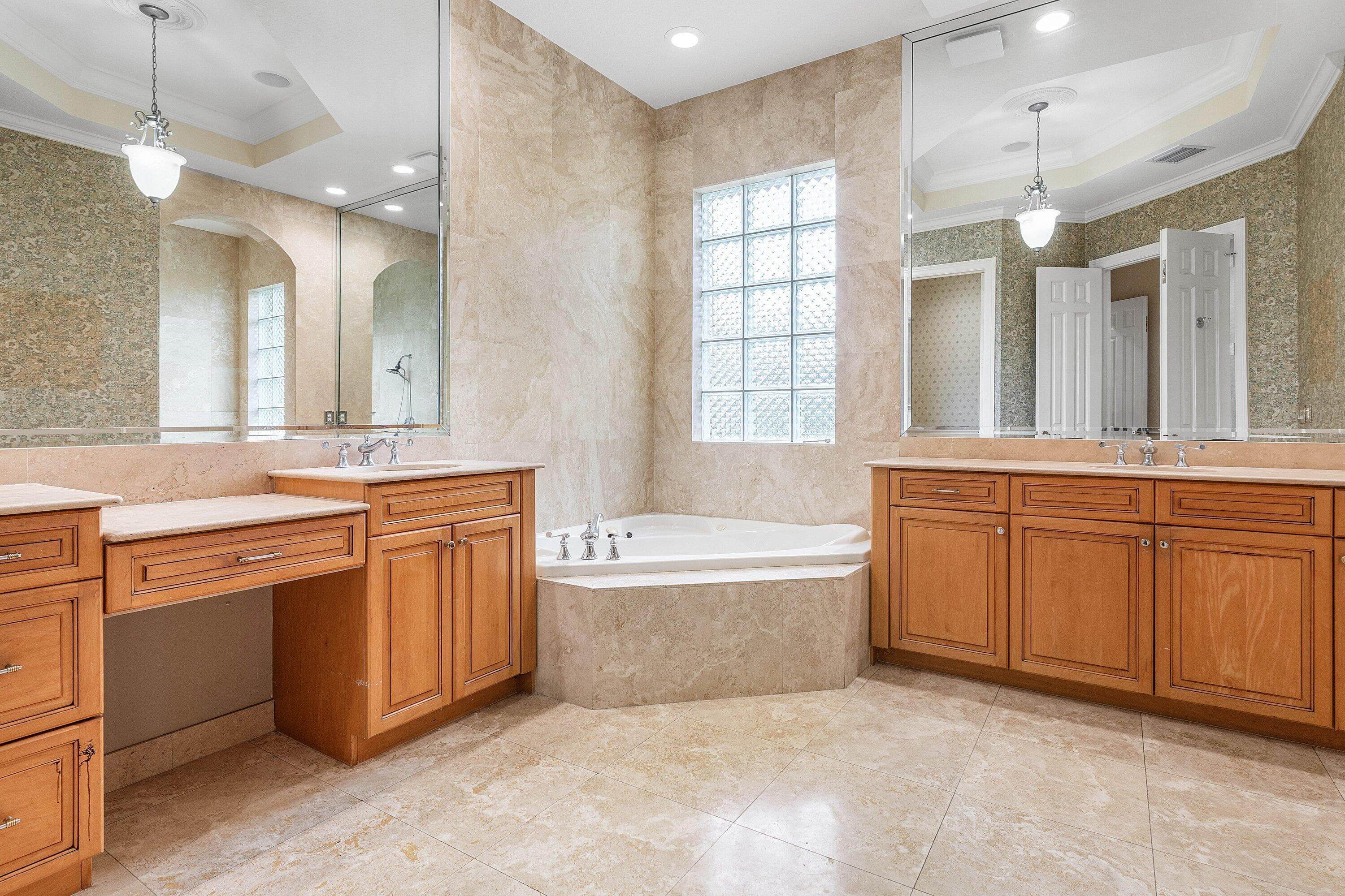 7077 Via Mediterrania, Boca Raton, FL 33433 — photo 33 of 79