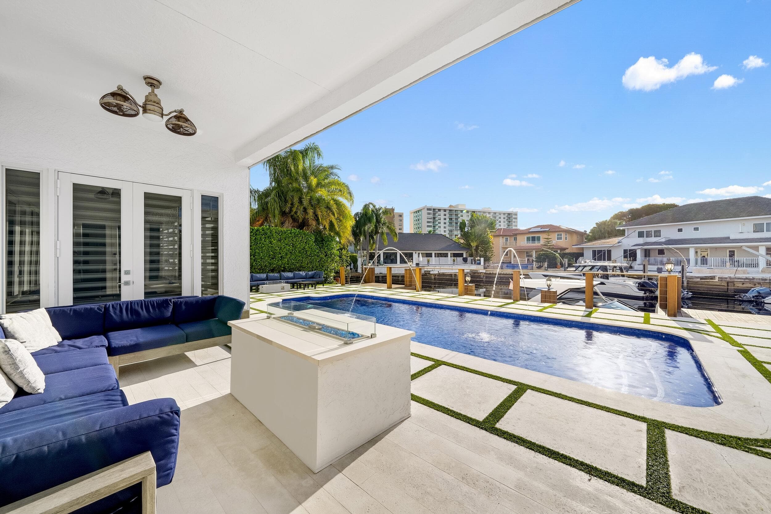 16430 NE 30th Avenue, North Miami Beach, FL 33160 — photo 55 of 68