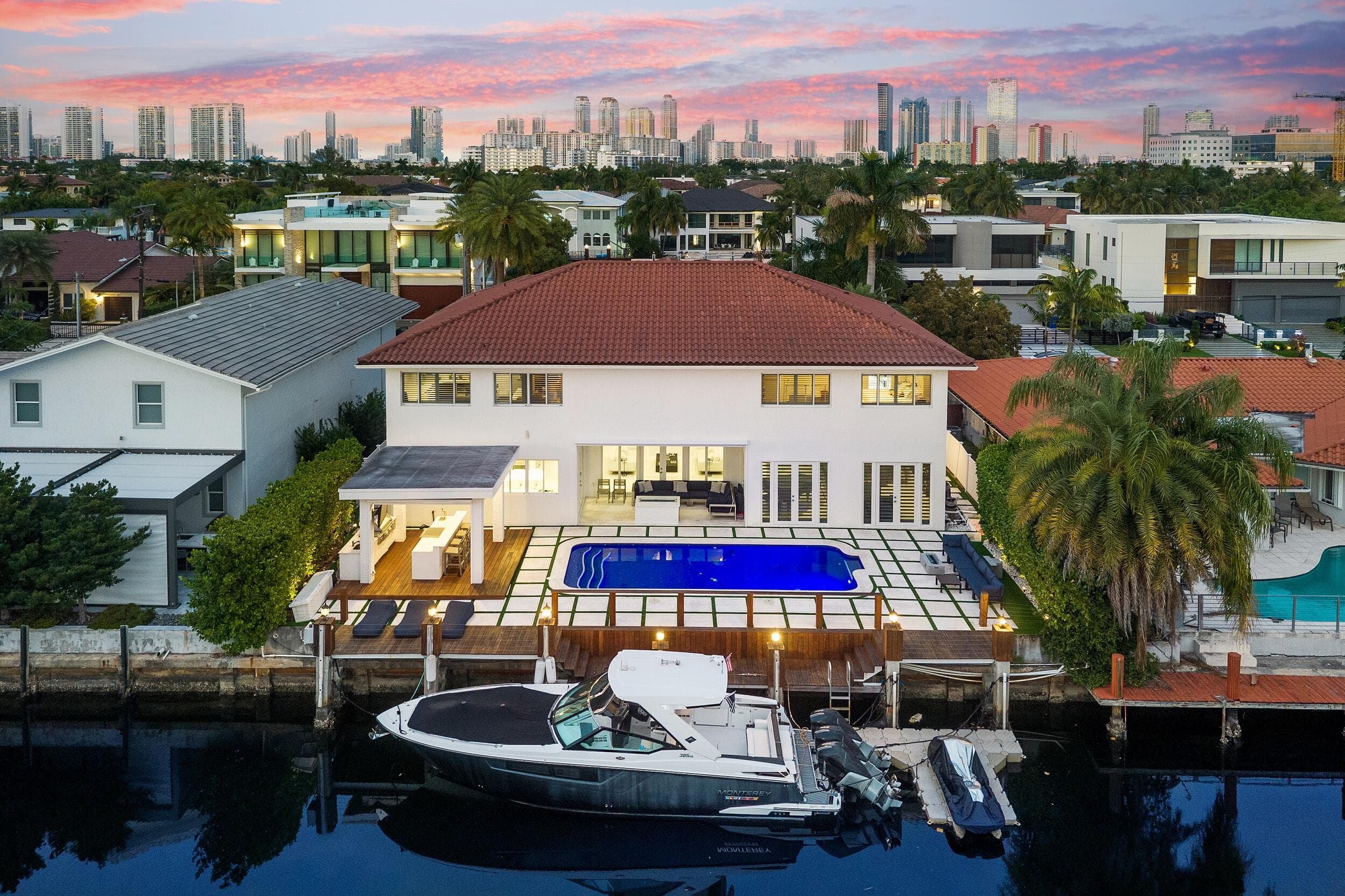 16430 NE 30th Avenue, North Miami Beach, FL 33160 — photo