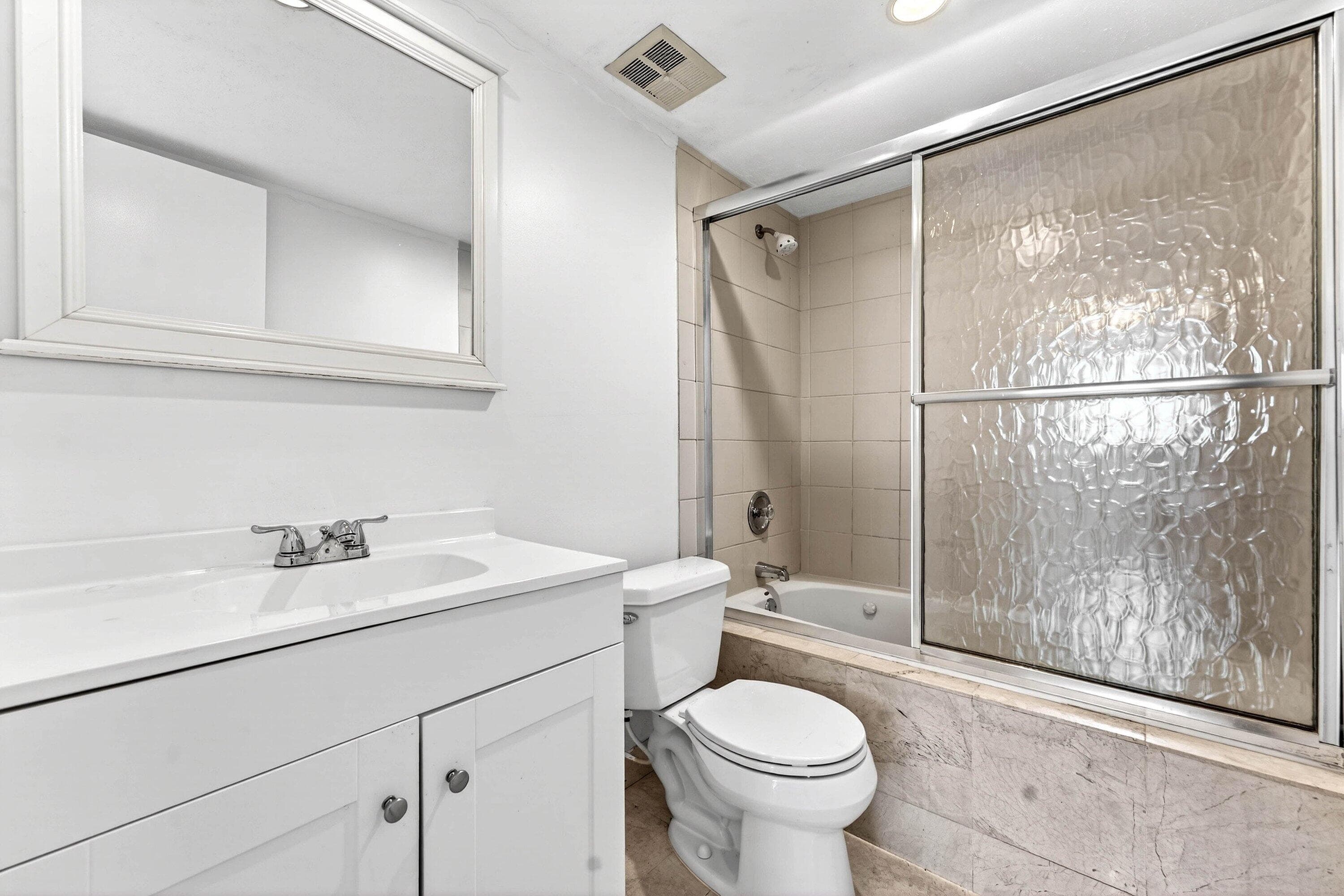 1681 NW 70th Avenue 102, Plantation, FL 33313 — photo 19 of 38
