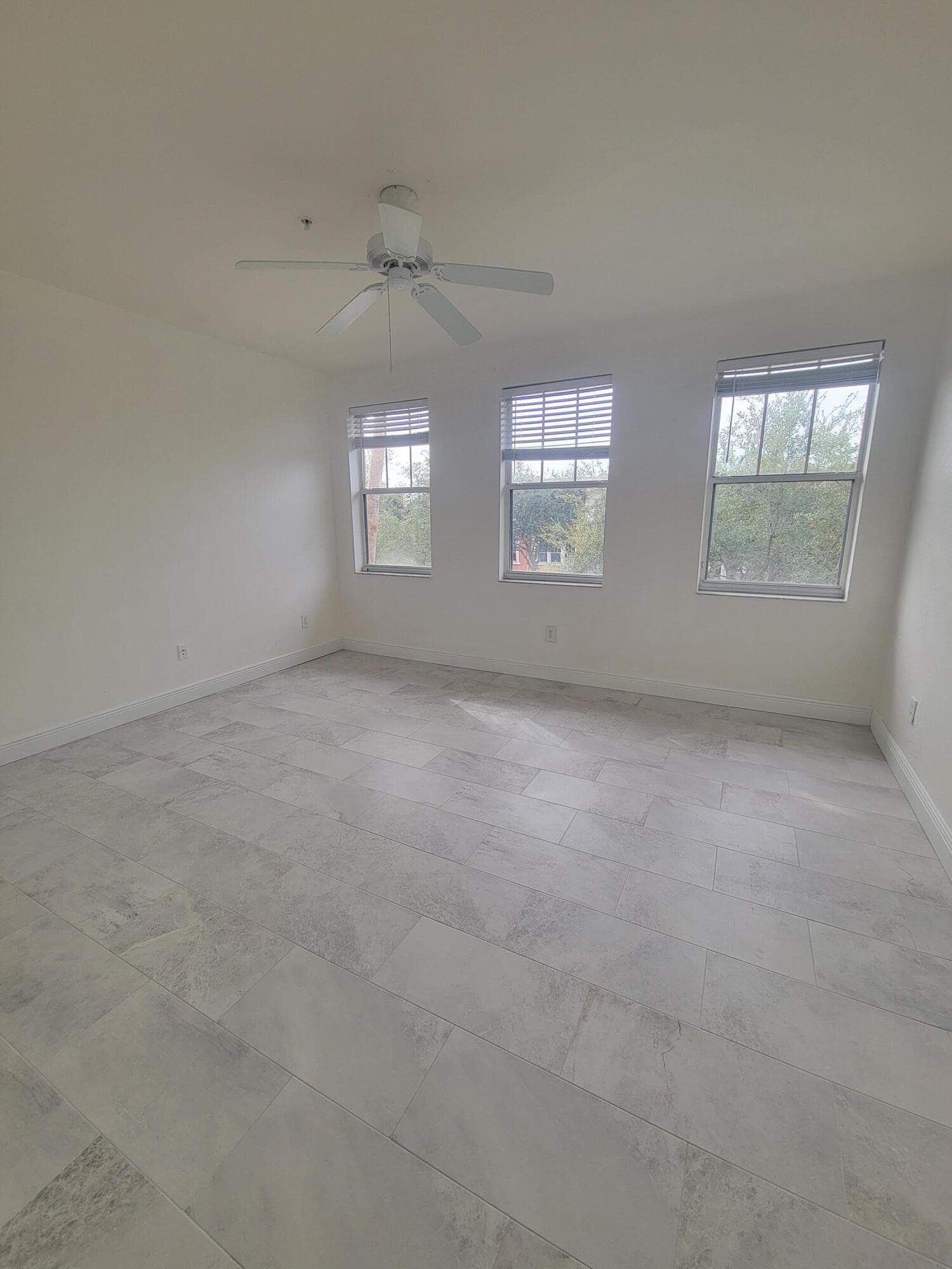750 Millbrae Court 5, West Palm Beach, FL 33401 — photo 43 of 60