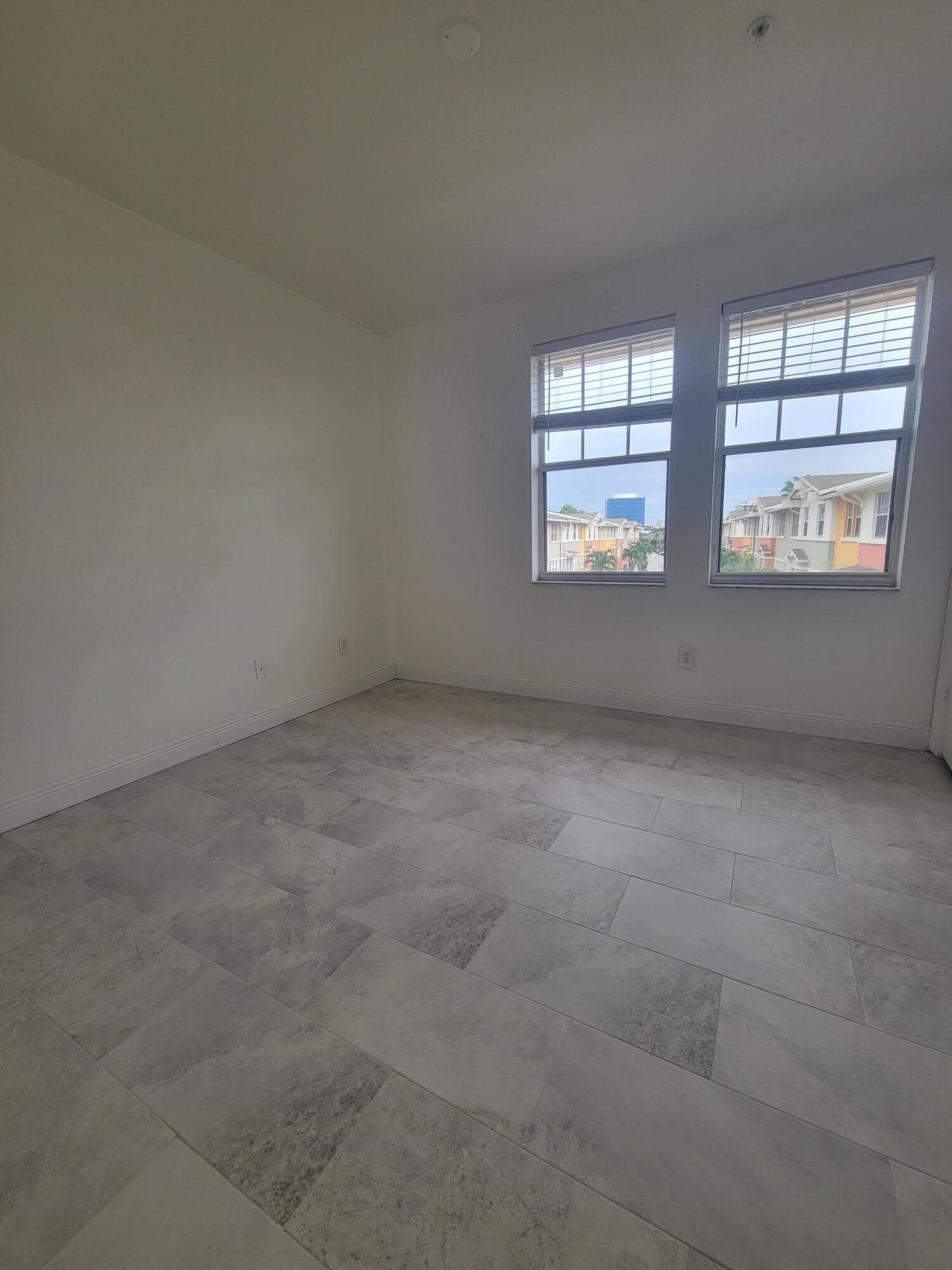 750 Millbrae Court 5, West Palm Beach, FL 33401 — photo 45 of 60