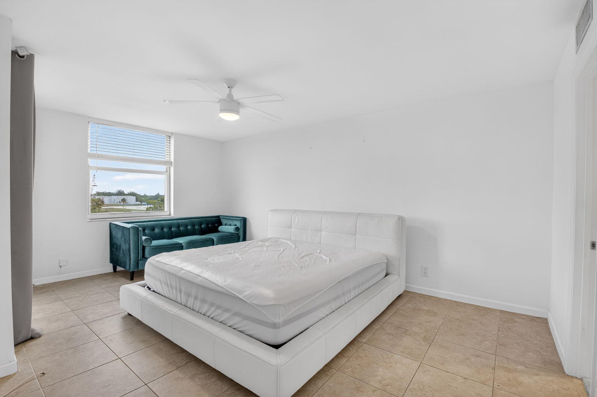 5280 NW 2nd Ave Ph-17, Boca Raton, FL 33487 — photo 14 of 35