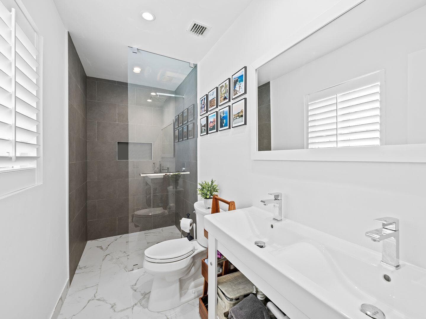 2011 NE 60th Street, Fort Lauderdale, FL 33308 — photo 22 of 35