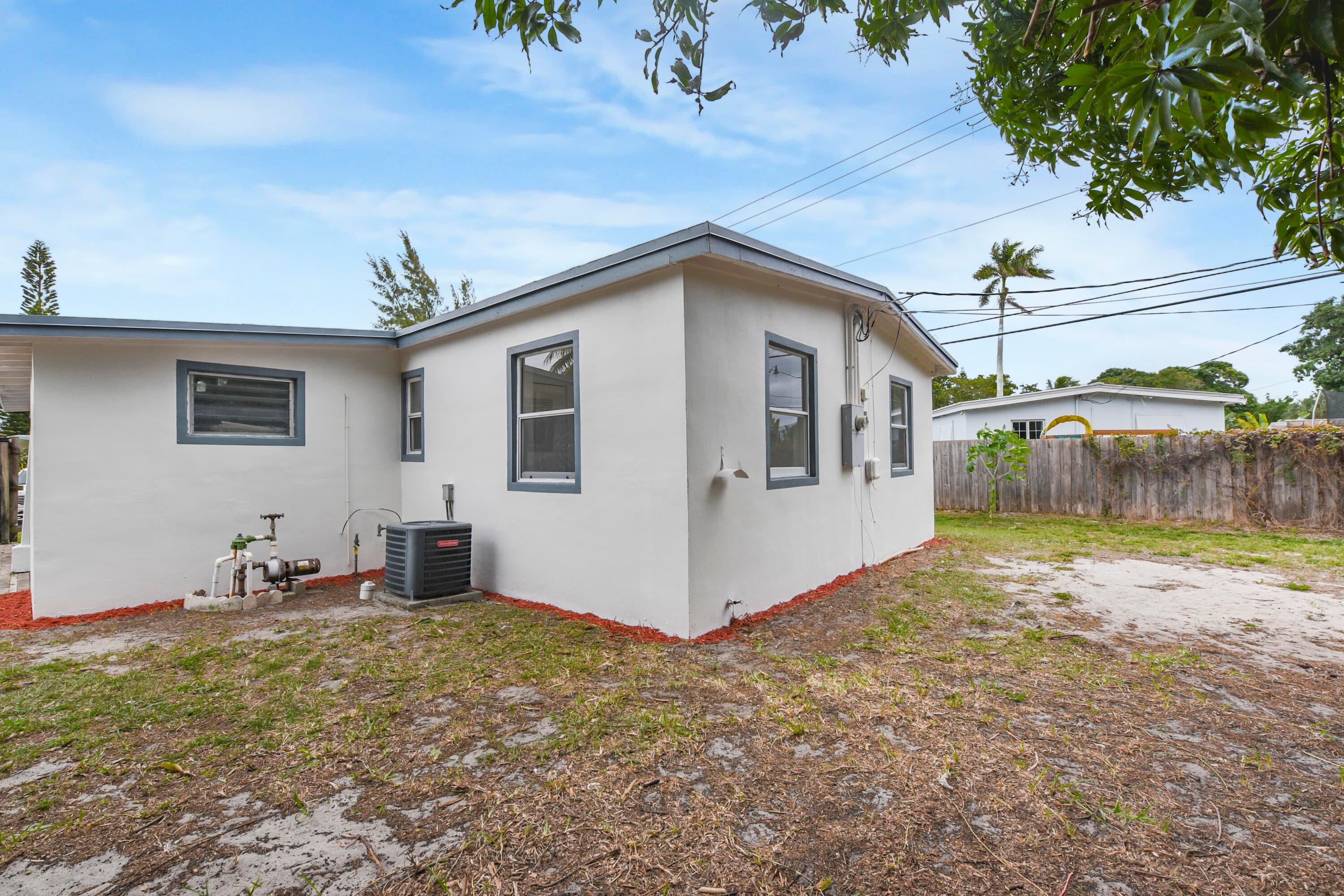 1560 NE 43rd Street, Pompano Beach, FL 33064 — photo 5 of 22