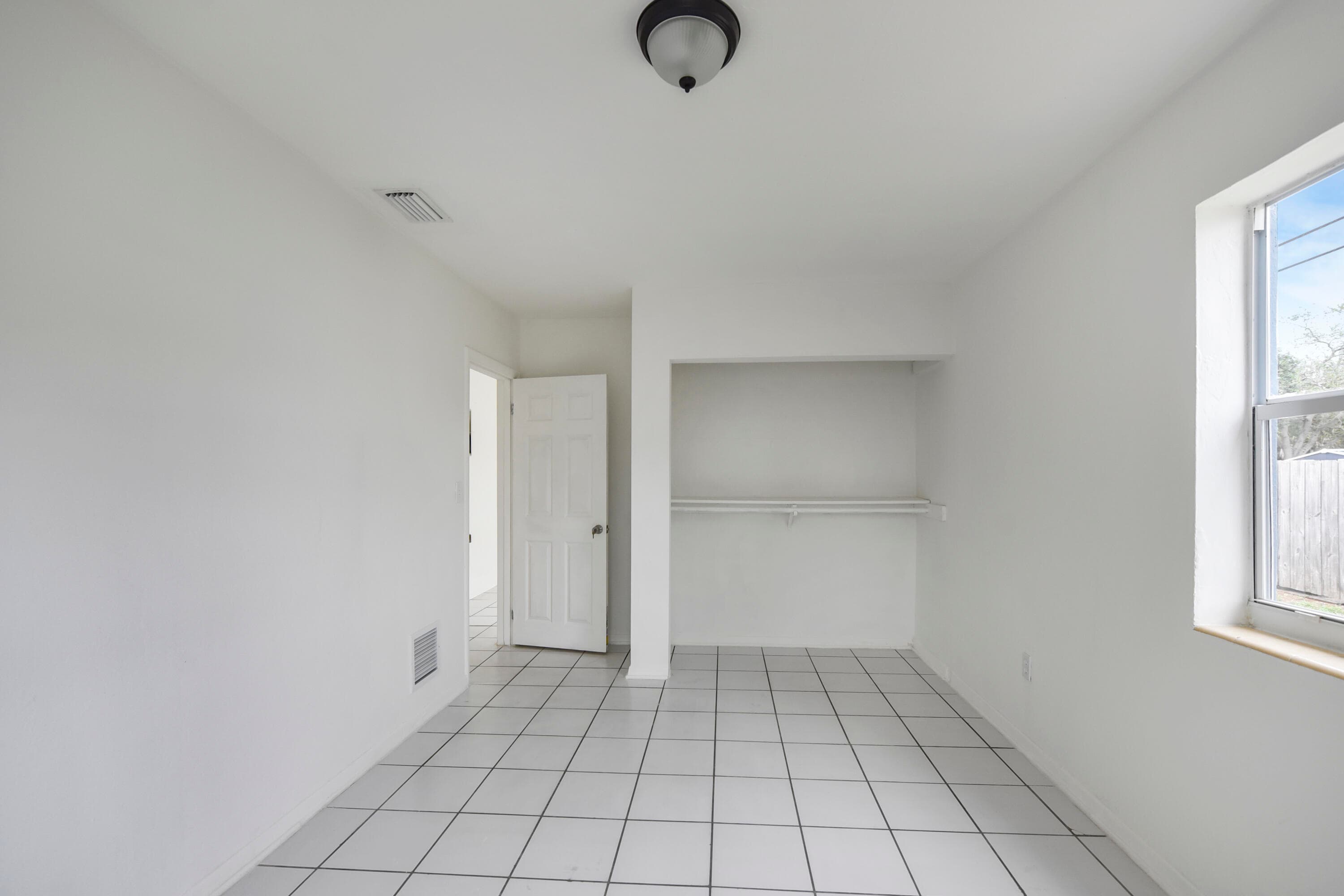 1560 NE 43rd Street, Pompano Beach, FL 33064 — photo 19 of 22