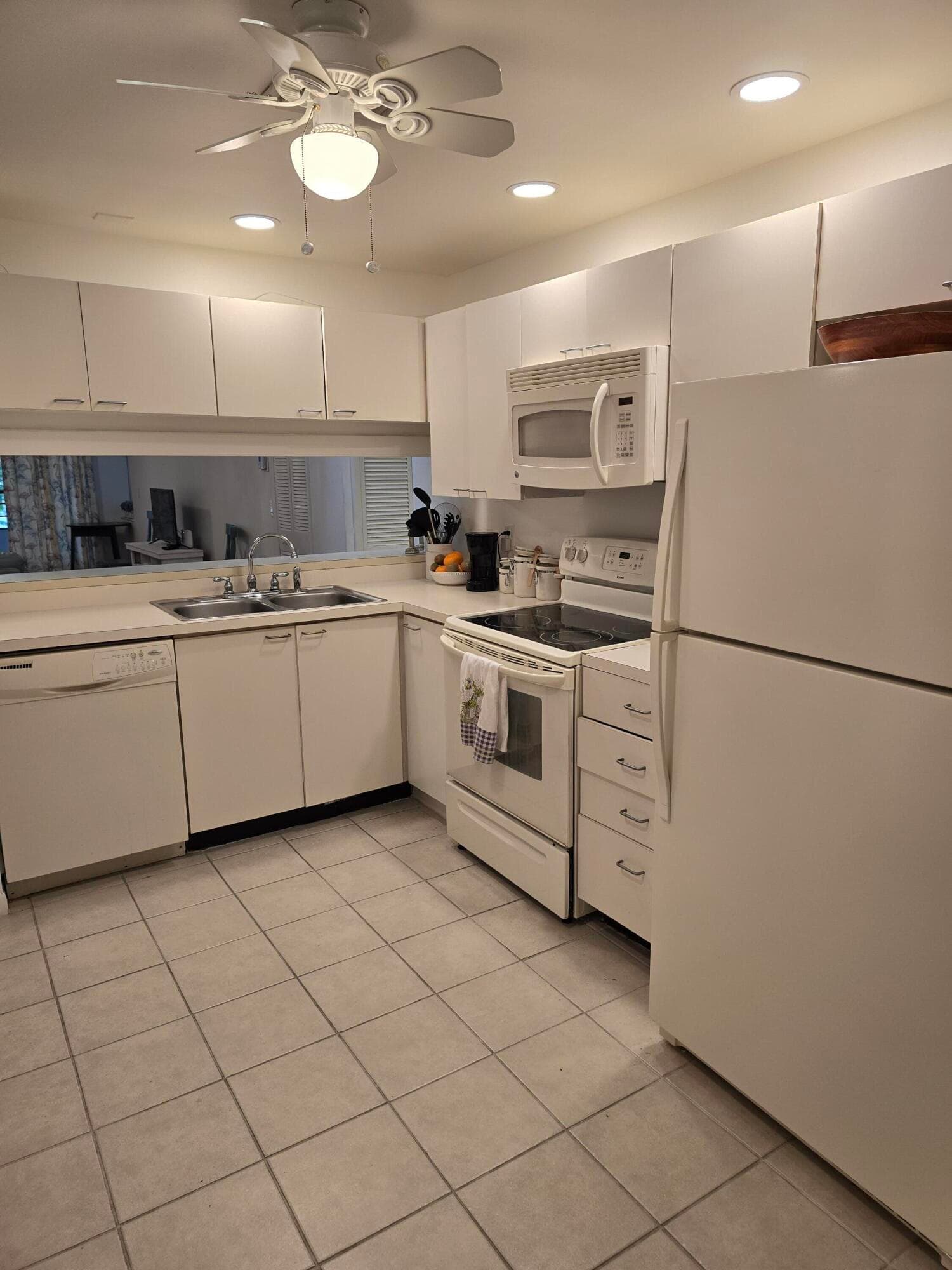 7484 La Paz Boulevard 203, Boca Raton, FL 33433 — photo 16 of 30