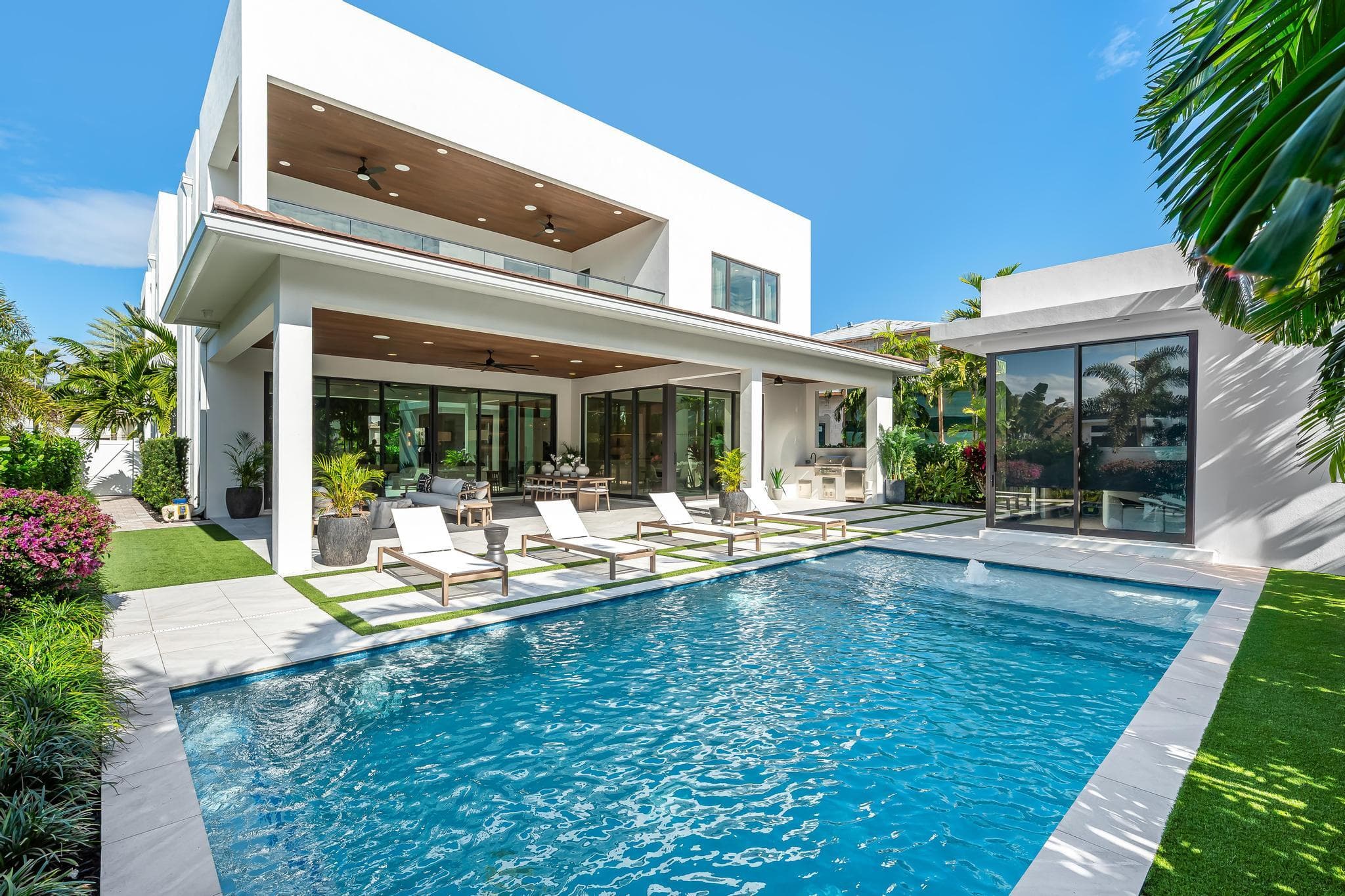 400 NE 4th Street, Boca Raton, FL 33432 — photo 1 of 73