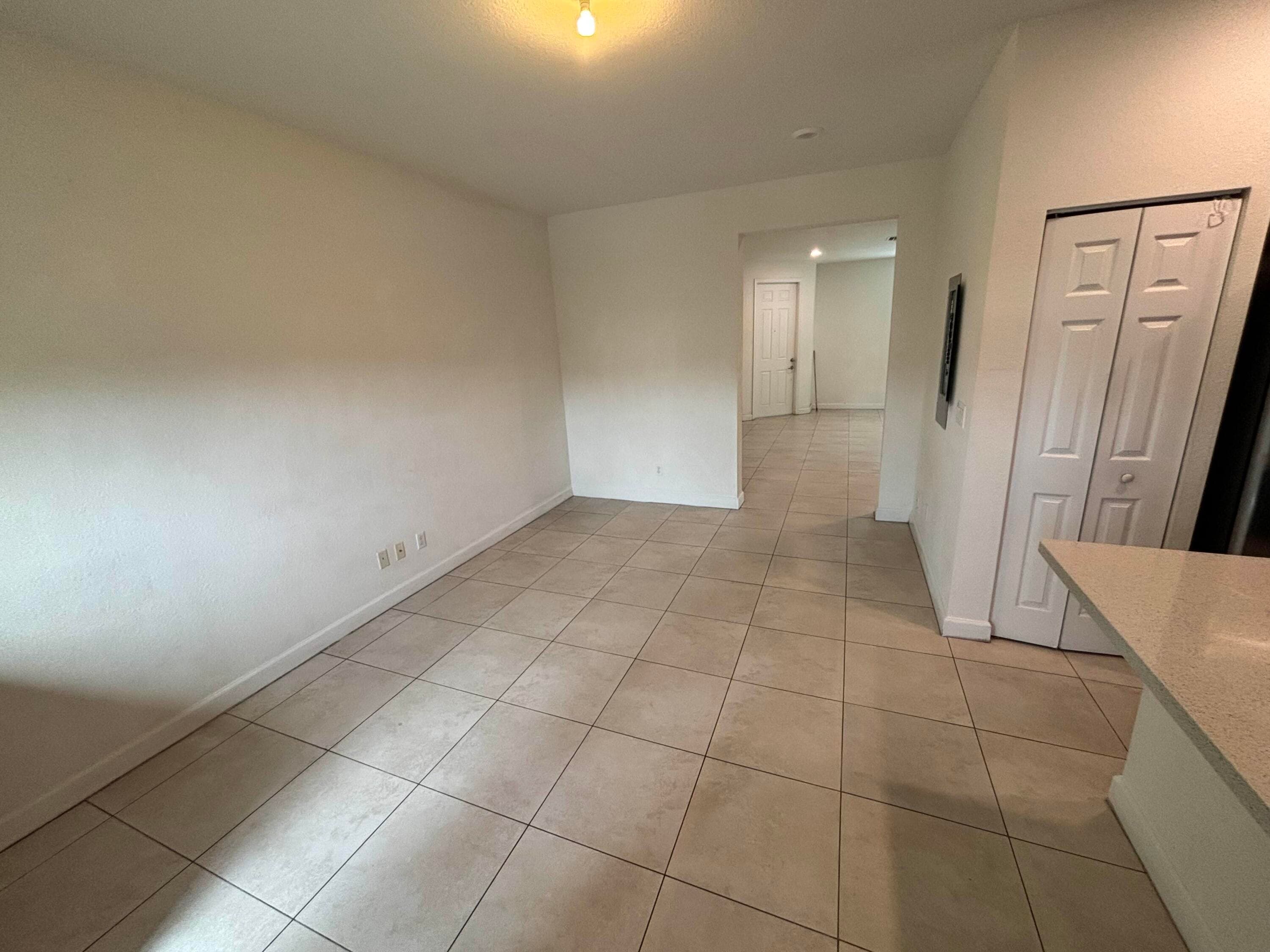 4323 Braxton Avenue, West Palm Beach, FL 33417 — photo 4 of 11