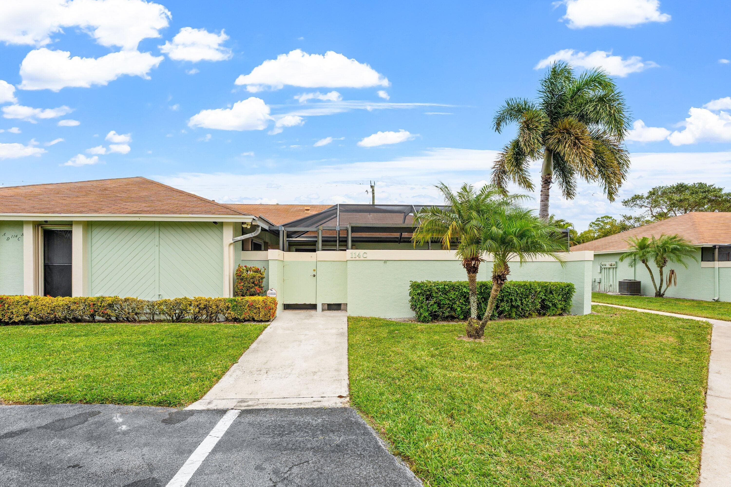 114 Bent Arrow Drive C, Jupiter, FL 33458 — photo 4 of 37