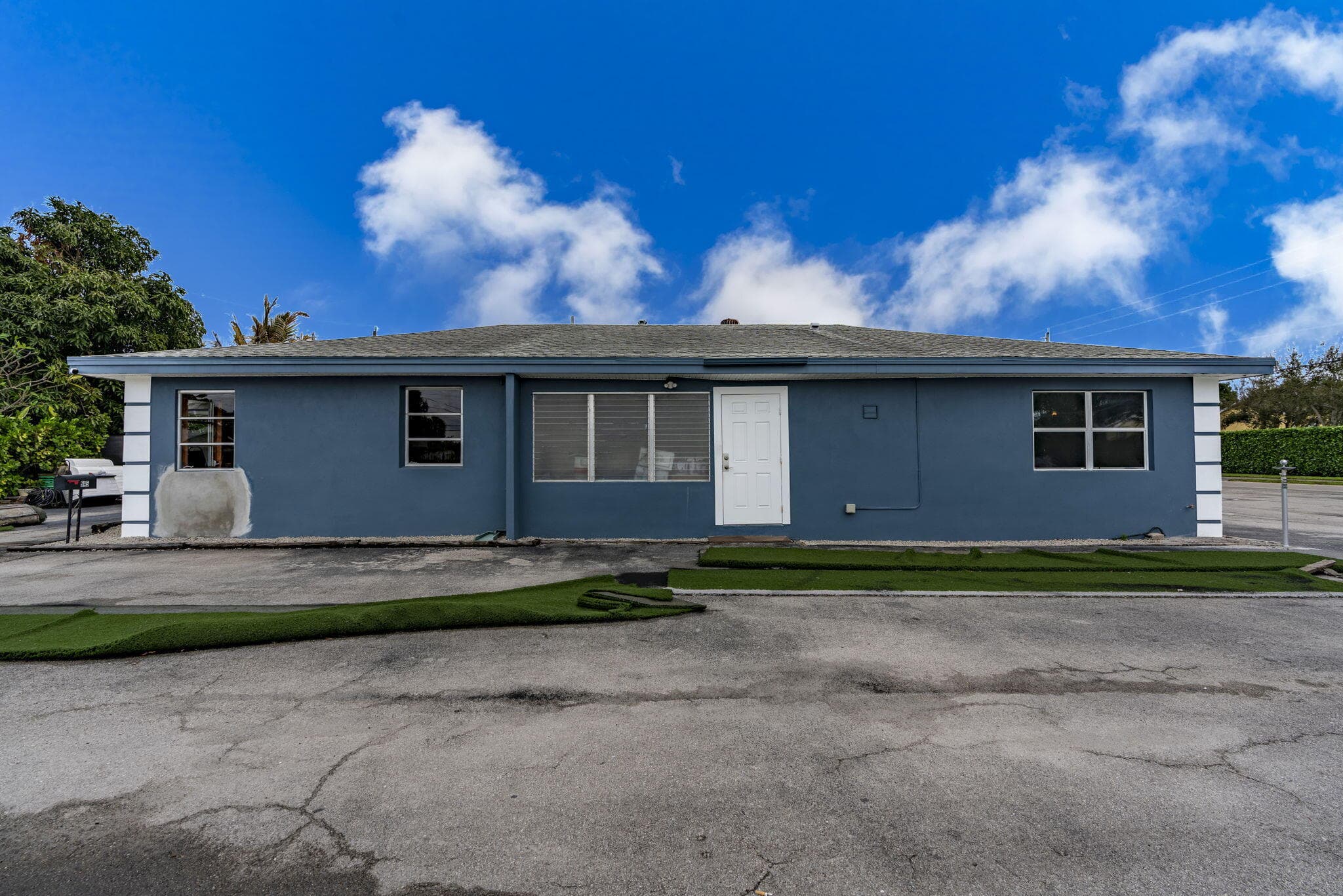945 Miner Road, Lake Worth, FL 33462 — photo 8 of 50