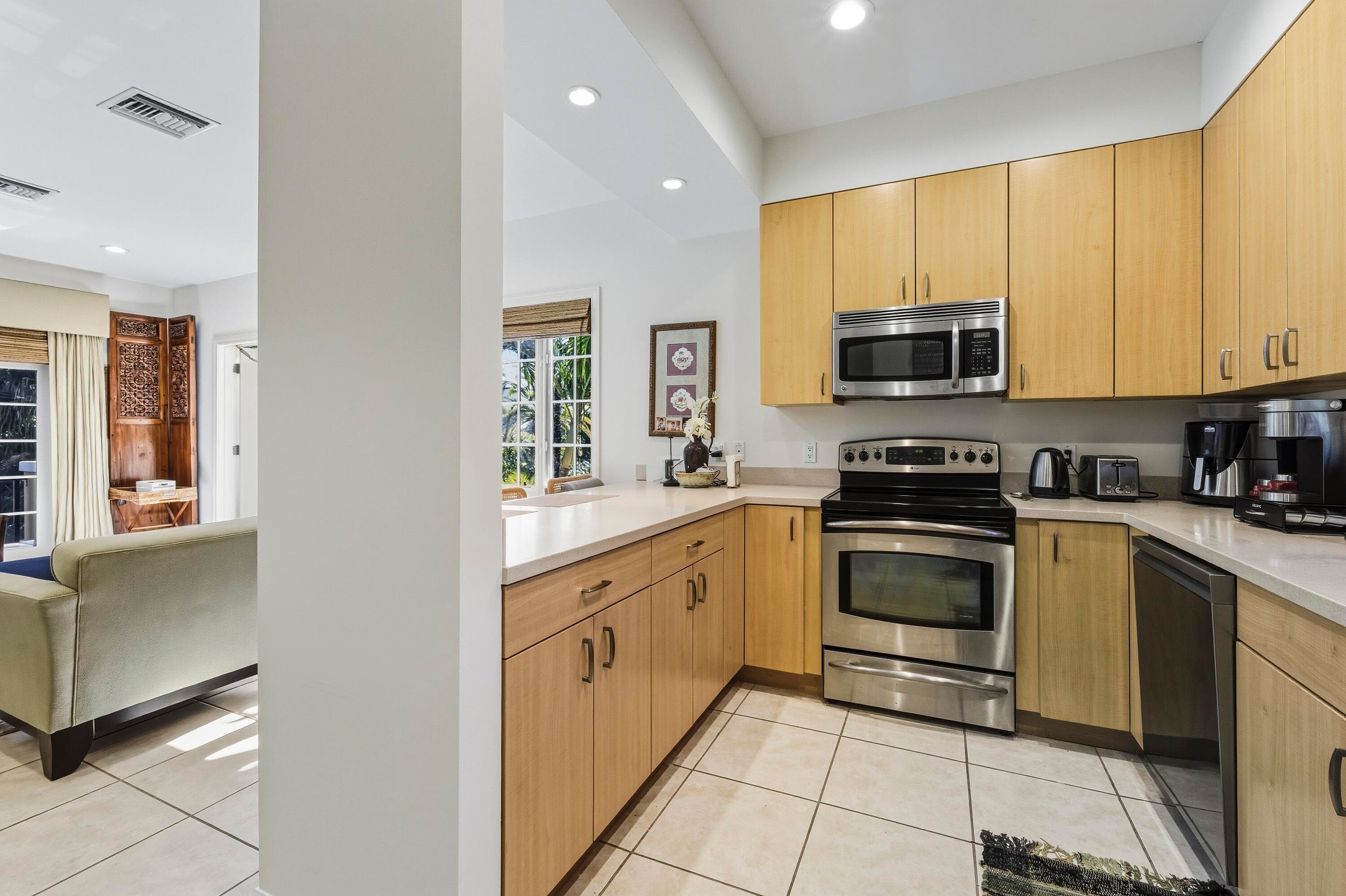 127 Ocean View Road, Palm Beach, FL 33480 — photo 81 of 96