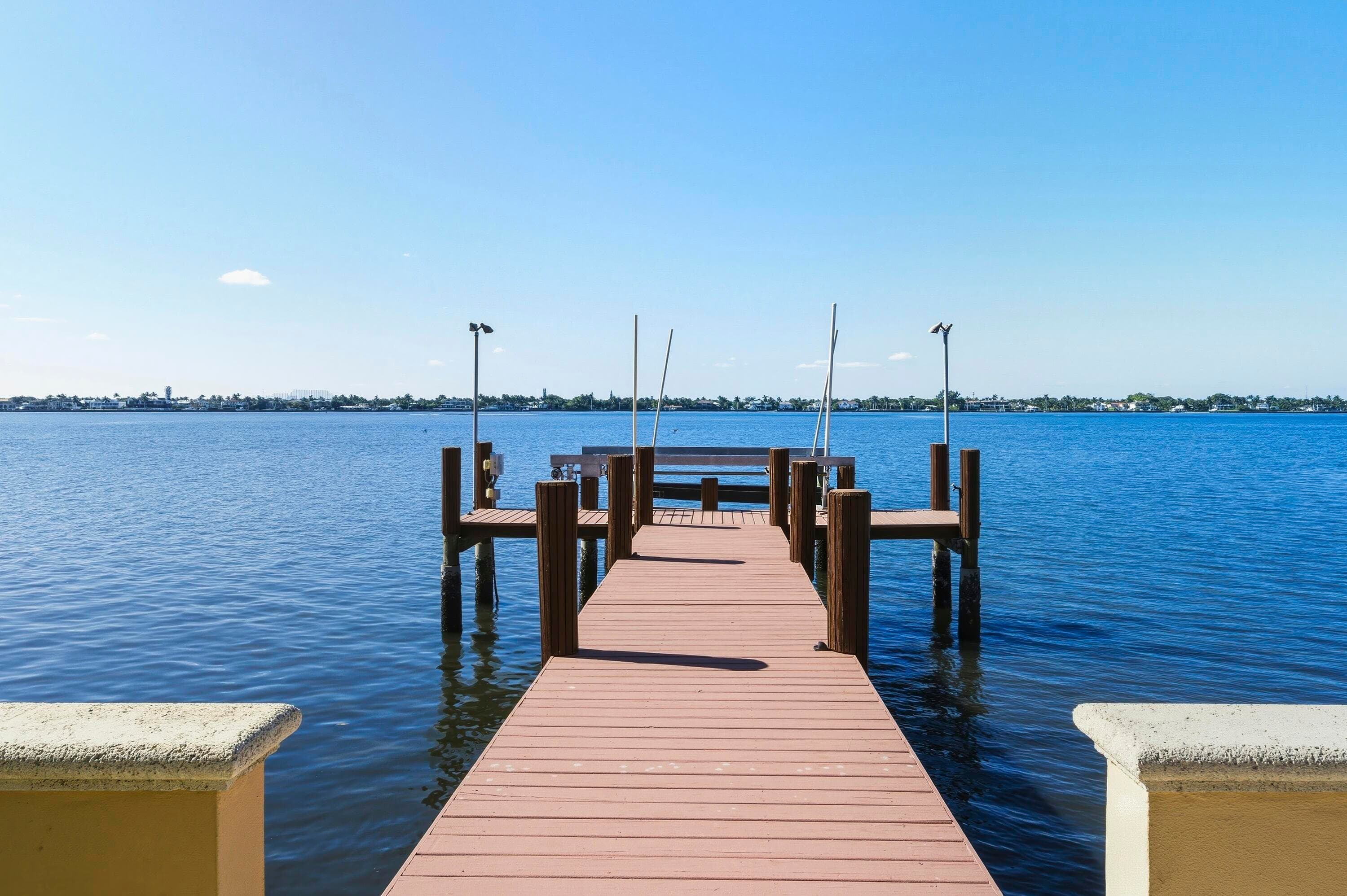 127 Ocean View Road, Palm Beach, FL 33480 — photo 34 of 96