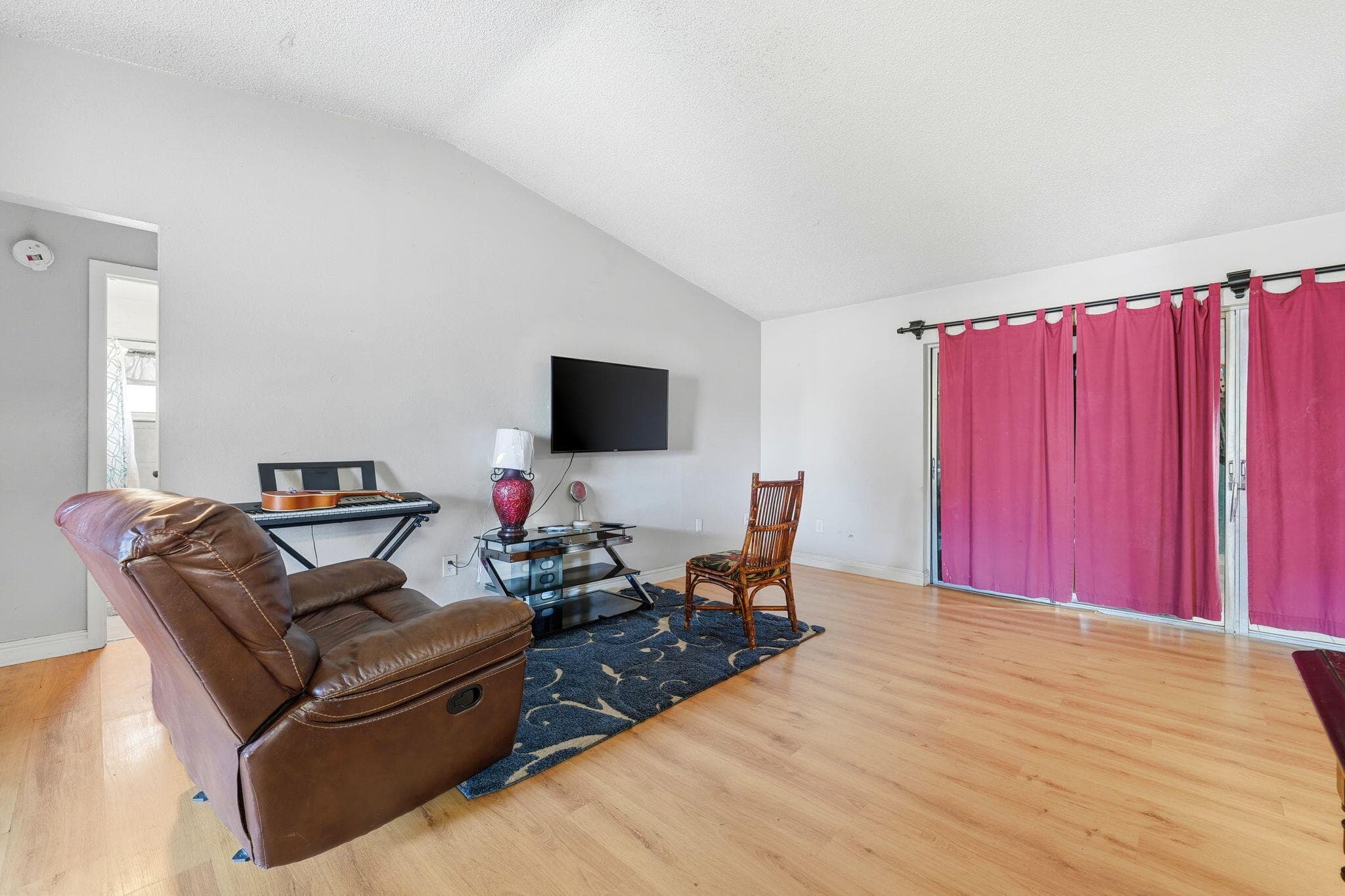 7605 N Sanibel Circle, Tampa, FL 33637 — photo 15 of 18