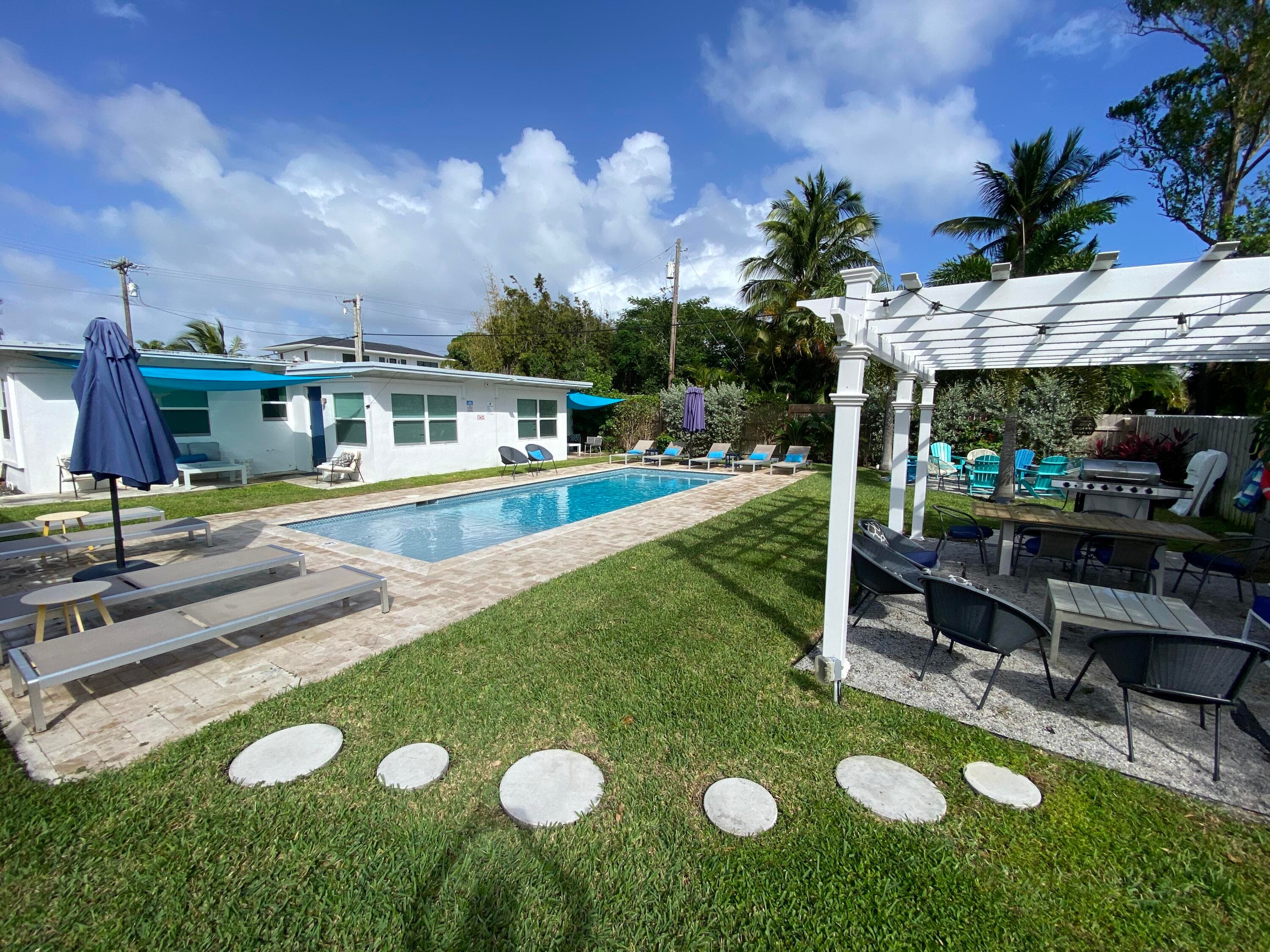 304 SE 3rd Street, Delray Beach, FL 33483 — photo 5 of 35