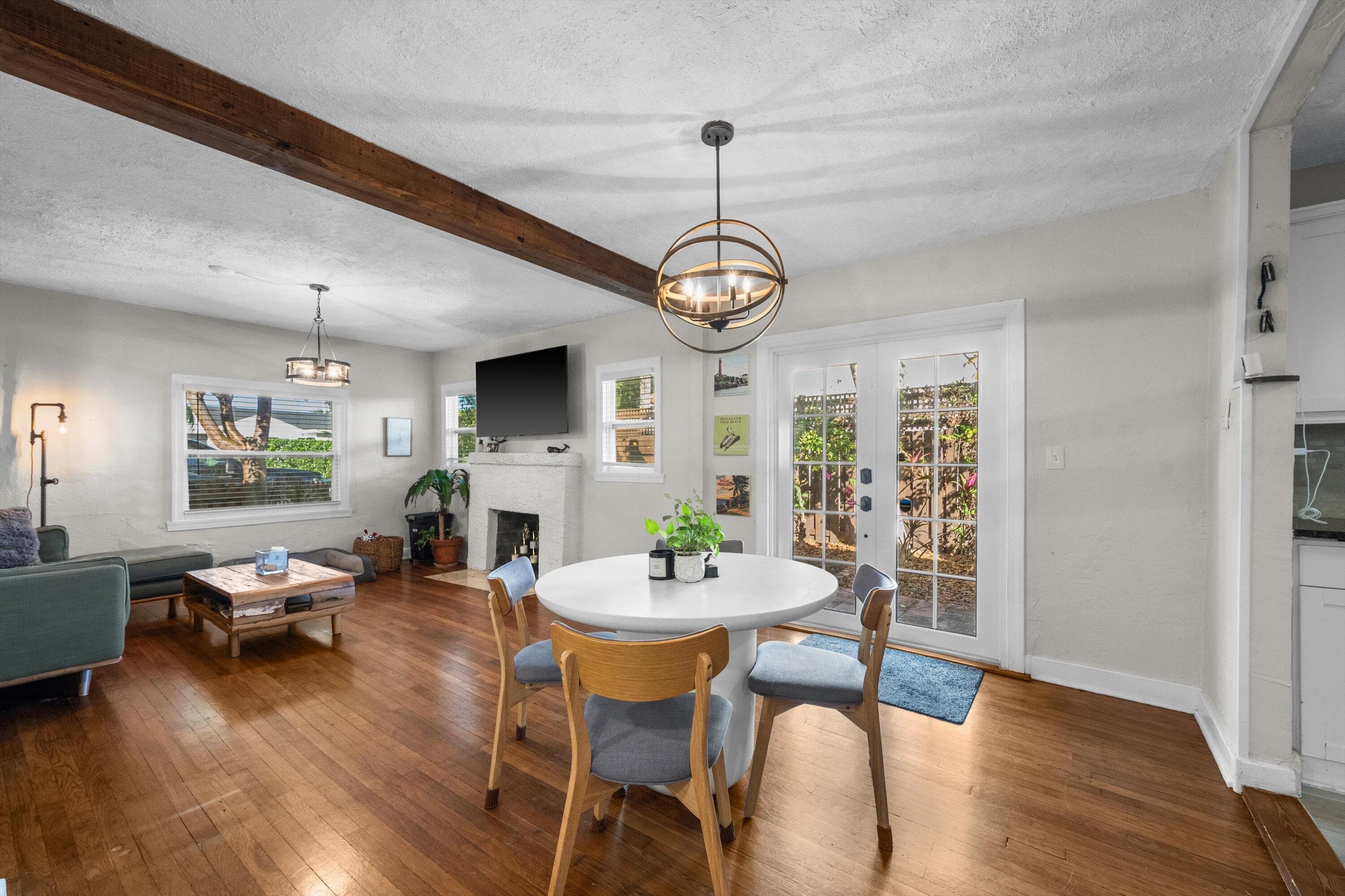 6704 Garden Avenue, West Palm Beach, FL 33405 — photo 11 of 32