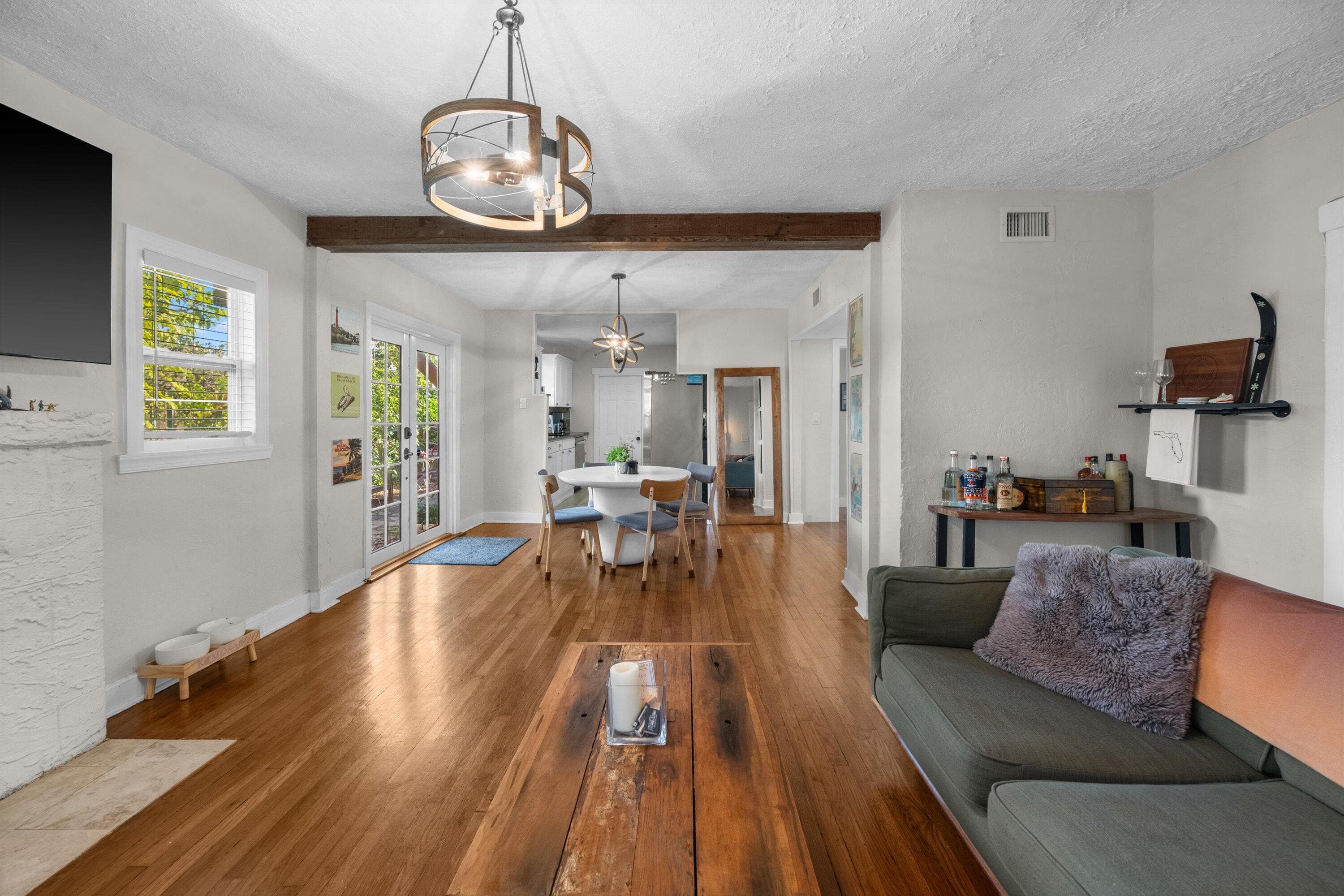 6704 Garden Avenue, West Palm Beach, FL 33405 — photo 13 of 32