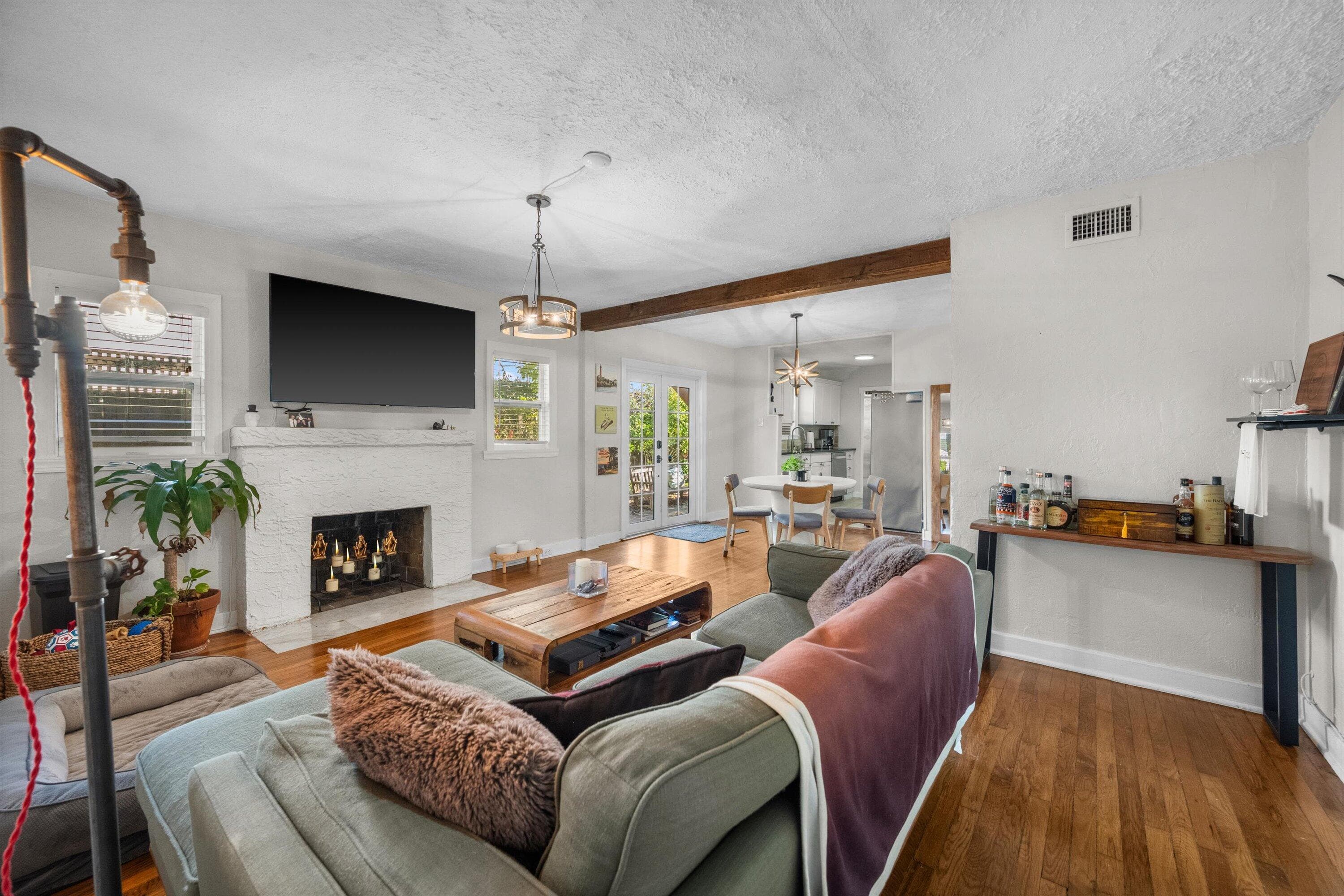 6704 Garden Avenue, West Palm Beach, FL 33405 — photo 15 of 32
