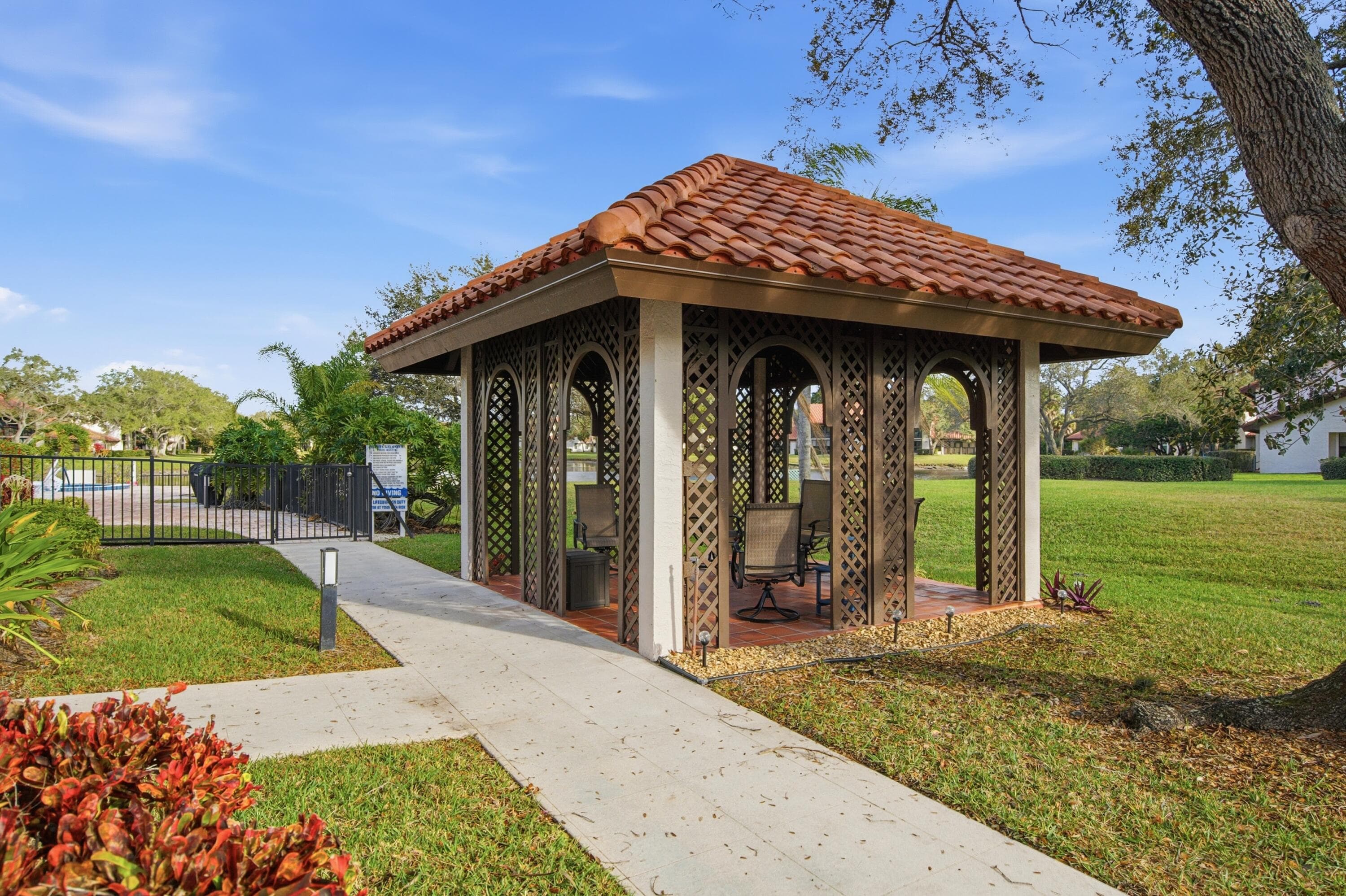 6100 SE Martinique Drive 201, Stuart, FL 34997 — photo 38 of 44