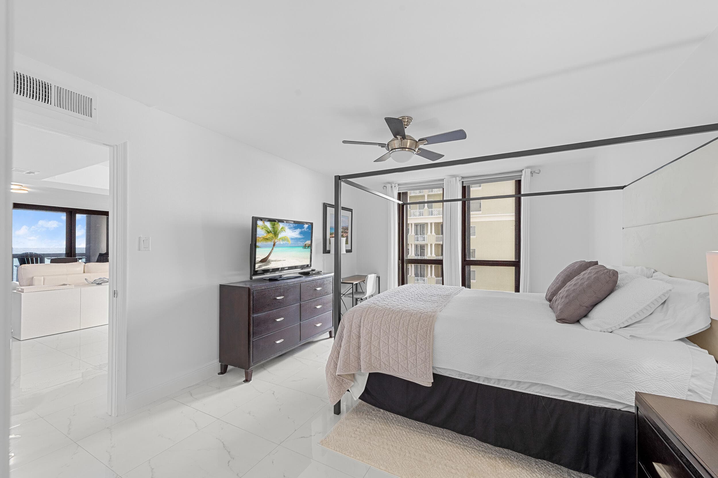 5380 N Ocean Drive 8c, Singer Island, FL 33404 — photo 15 of 40