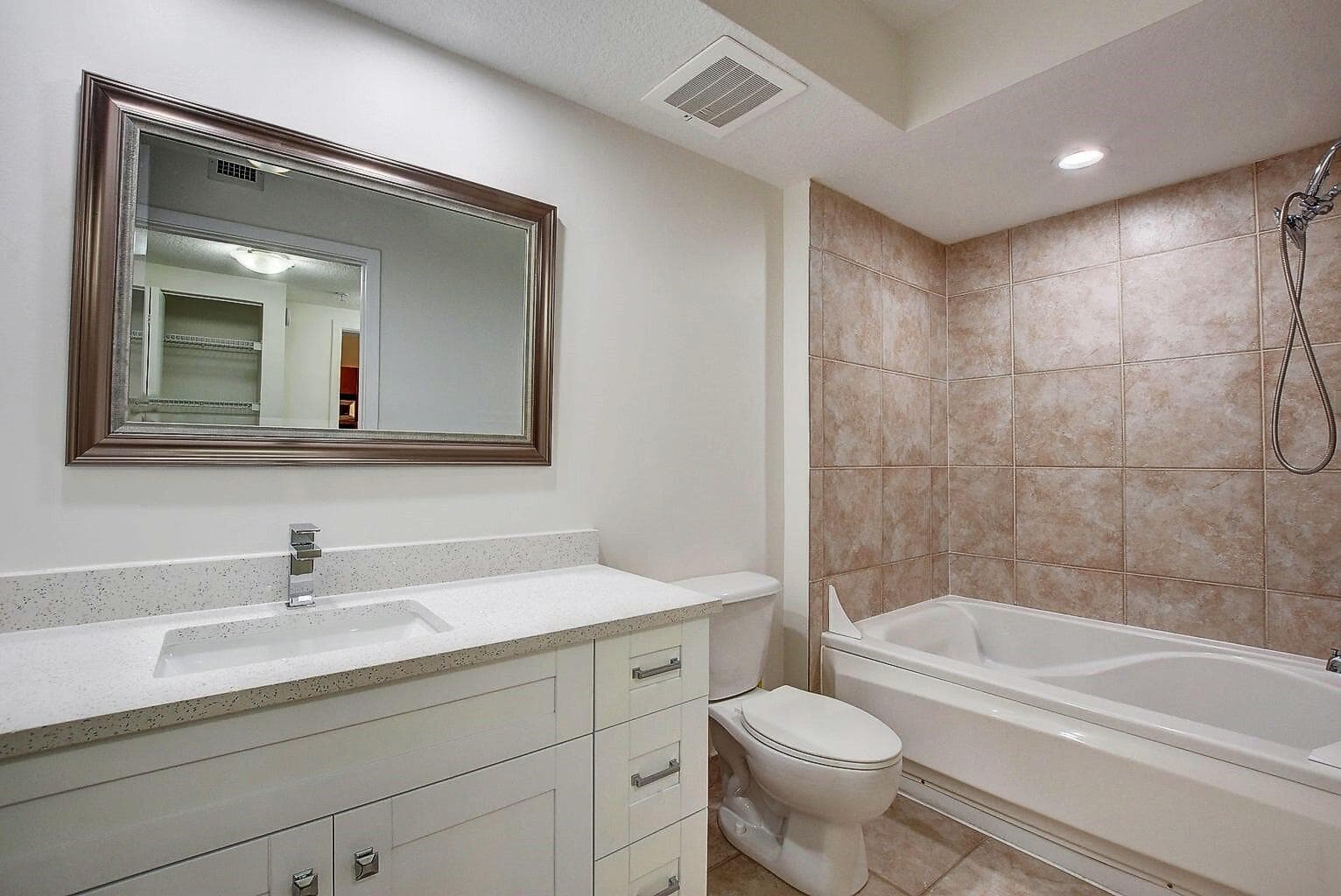 1551 N Flagler Drive 806, West Palm Beach, FL 33401 — photo 12 of 26