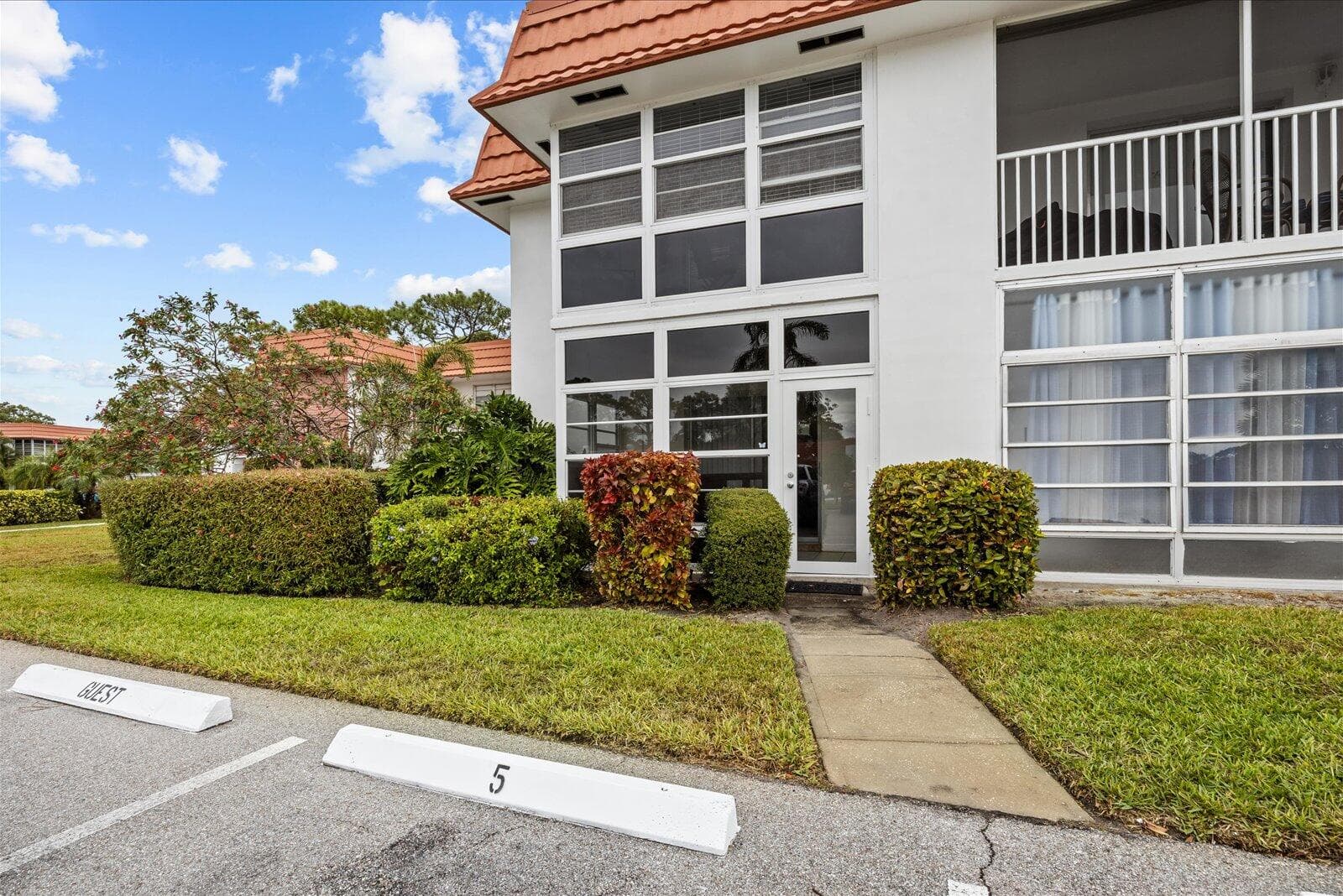 2600 SE Ocean Boulevard E5, Stuart, FL 34996 — photo 3 of 13