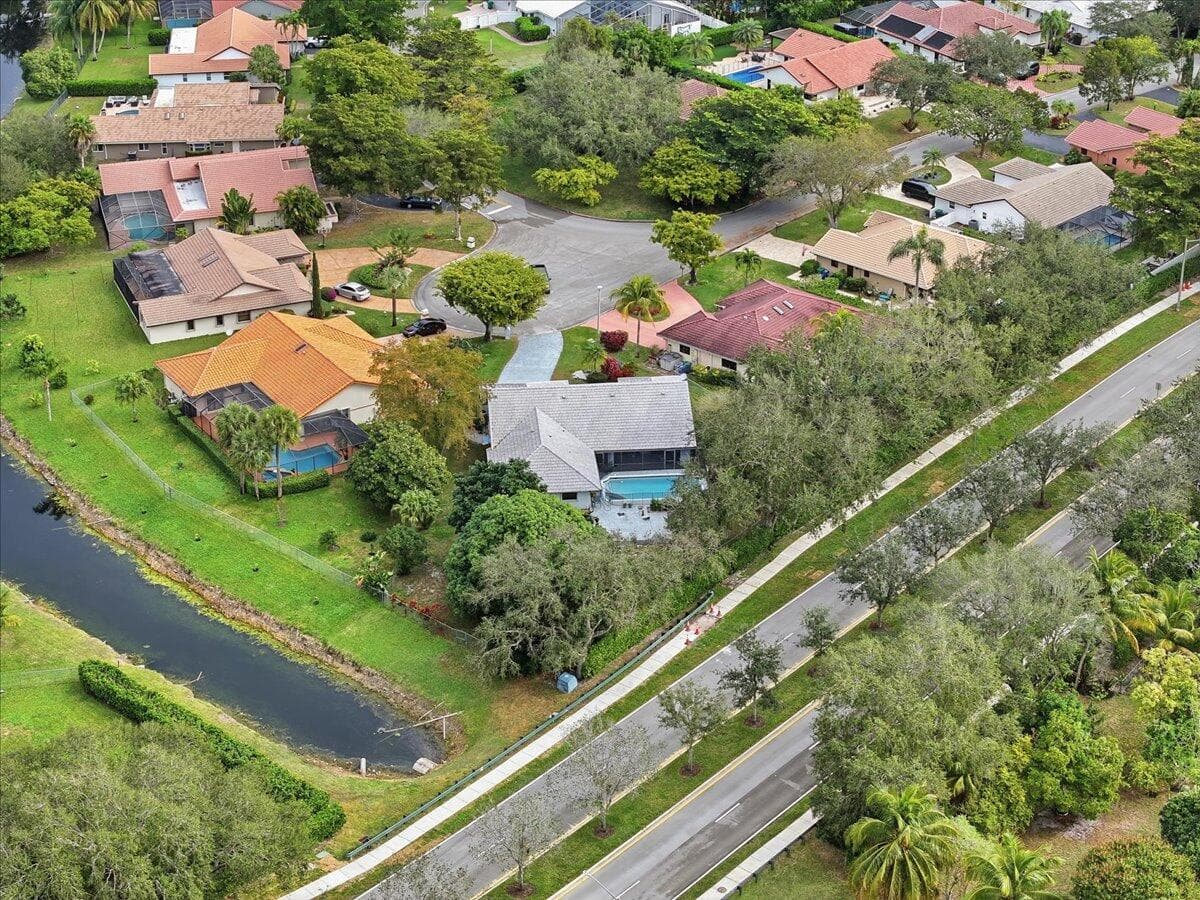8870 NW 49th Drive, Coral Springs, FL 33067 — photo 42 of 44
