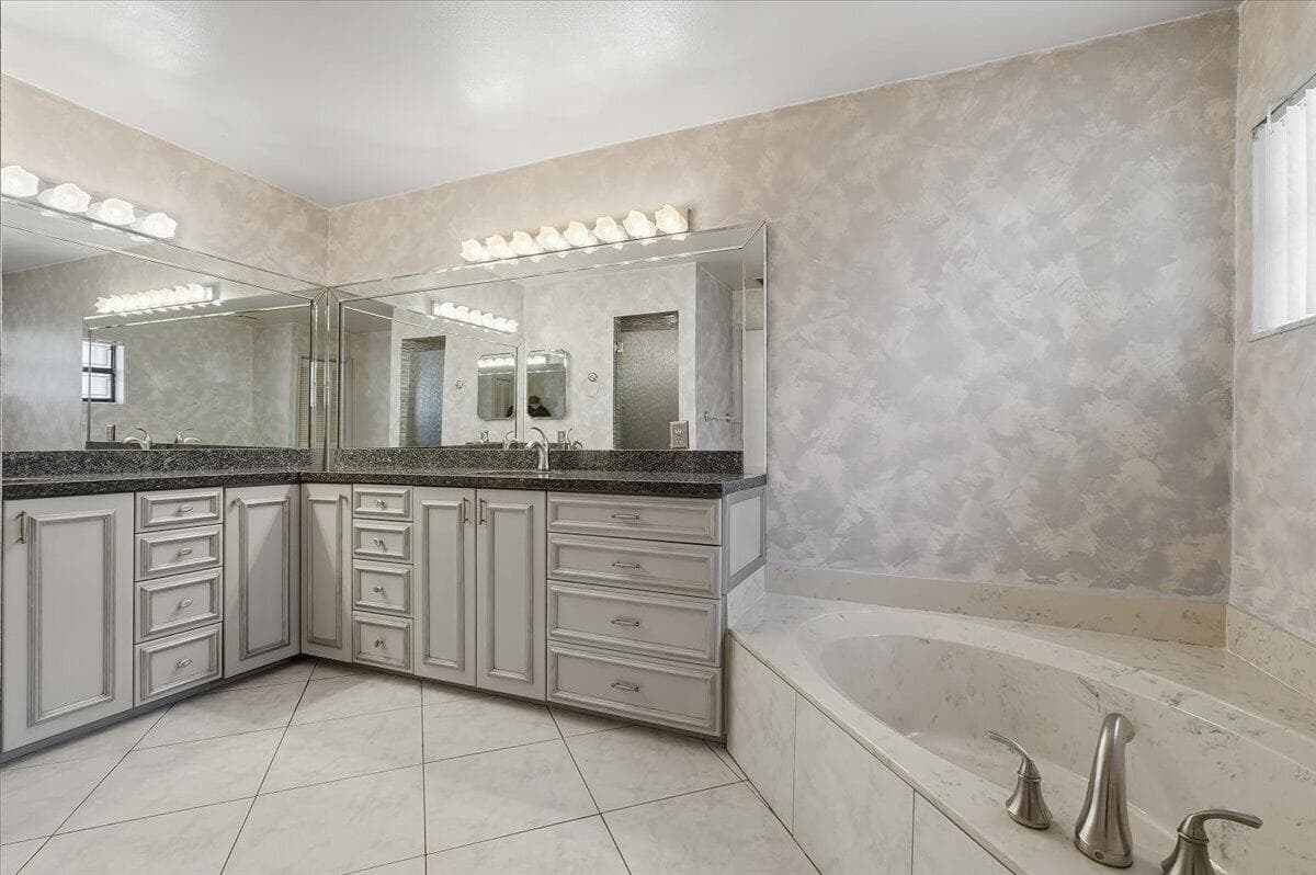 8870 NW 49th Drive, Coral Springs, FL 33067 — photo 25 of 44