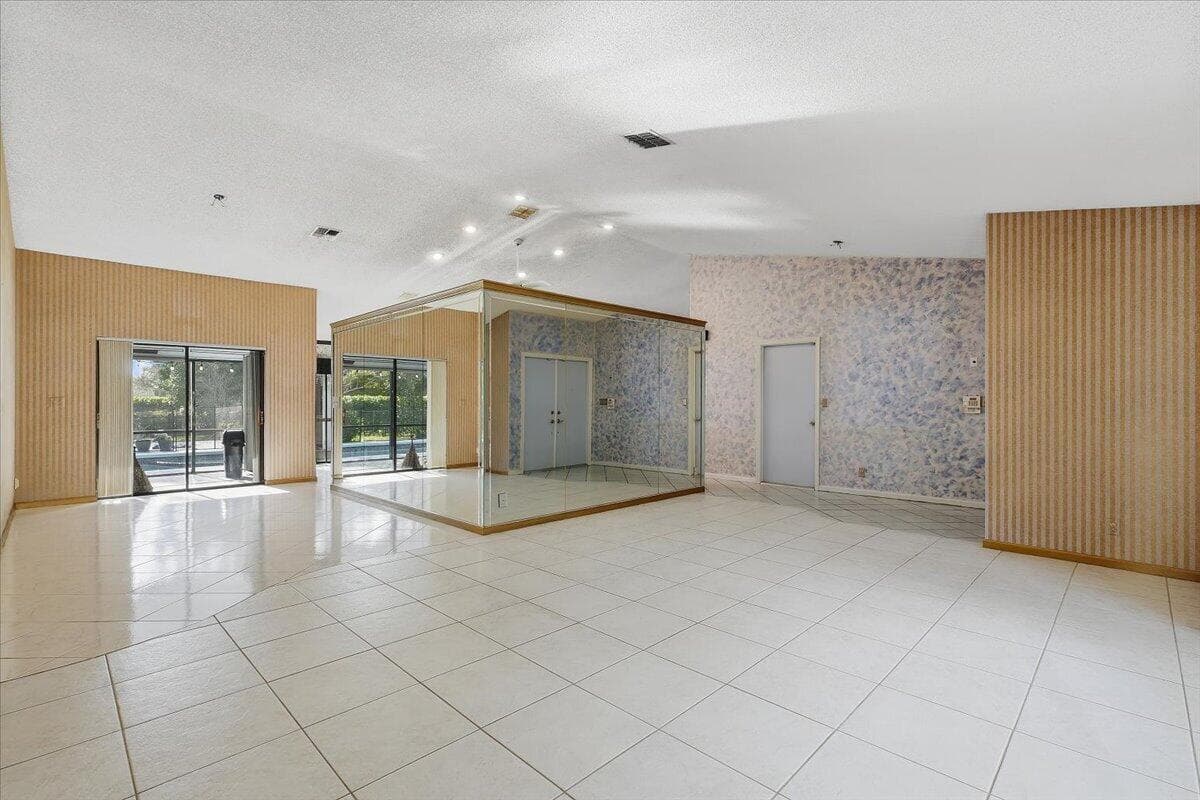 8870 NW 49th Drive, Coral Springs, FL 33067 — photo 17 of 44