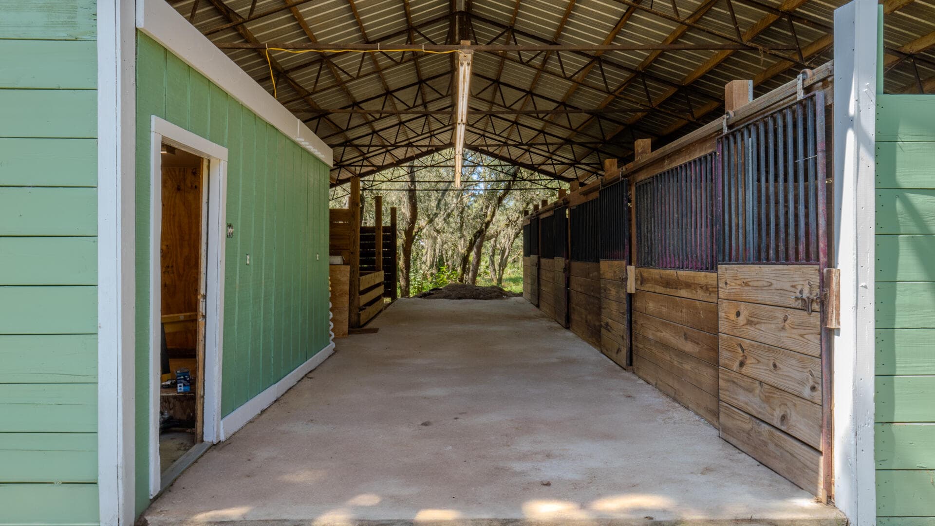 2011 Hartt Road, Sebring, FL 33870 — photo 25 of 29