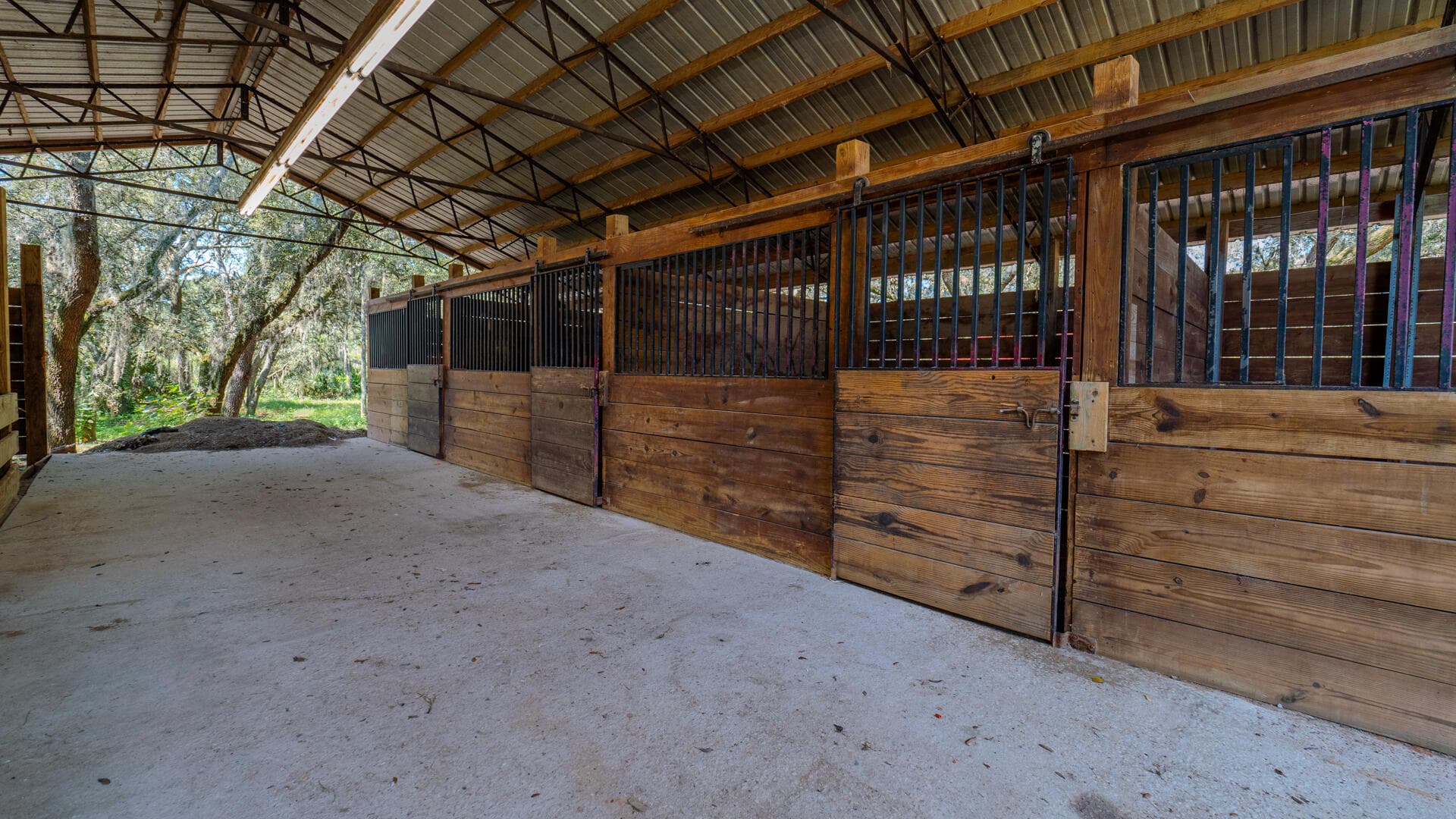 2011 Hartt Road, Sebring, FL 33870 — photo 26 of 29