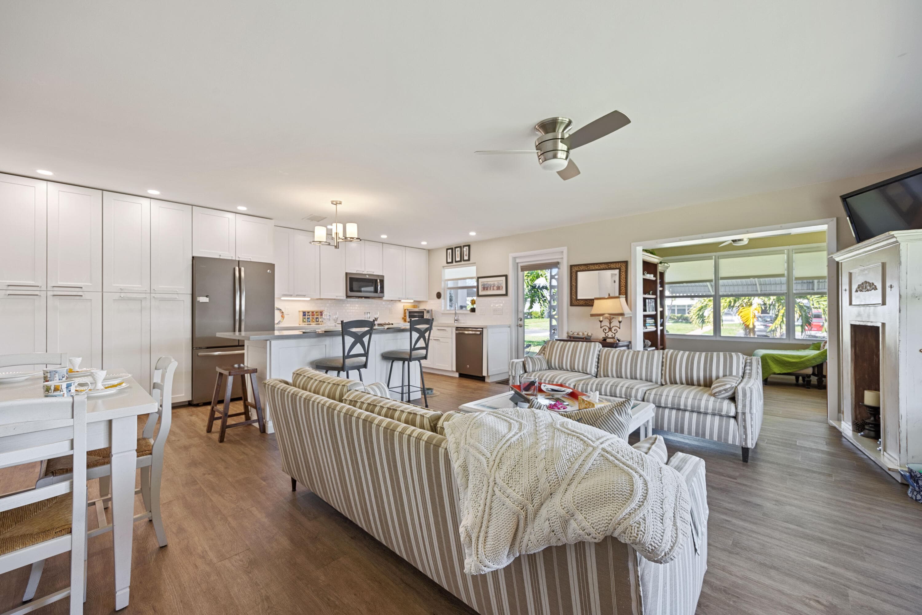 200 South Boulevard A, Boynton Beach, FL 33435 — photo 4 of 20