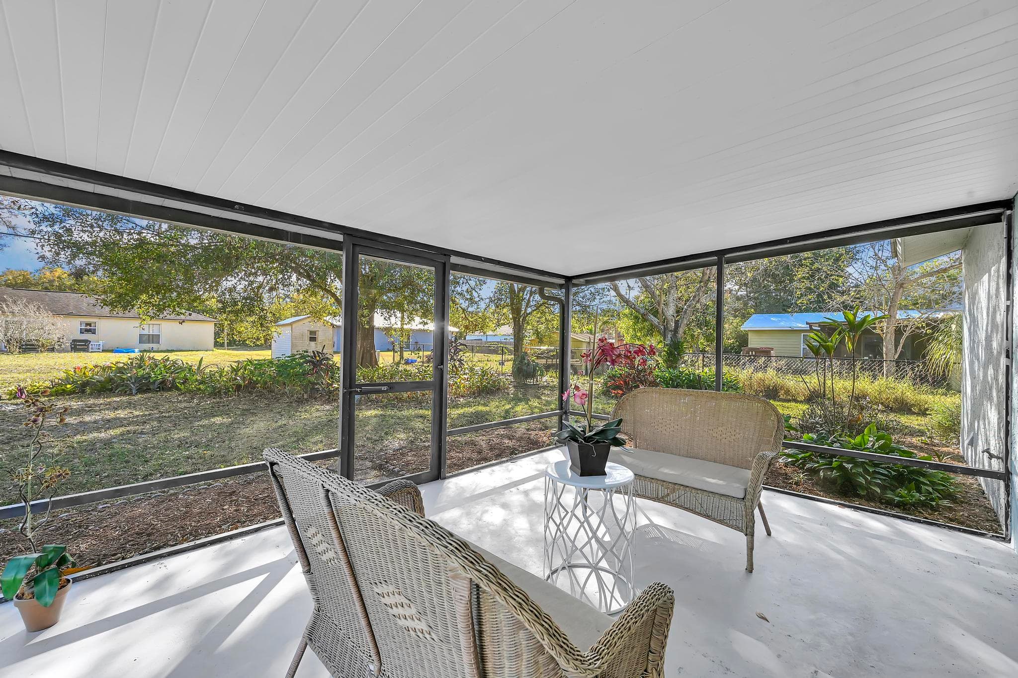 1765 24th Place SW, Vero Beach, FL 32962 — photo 26 of 38