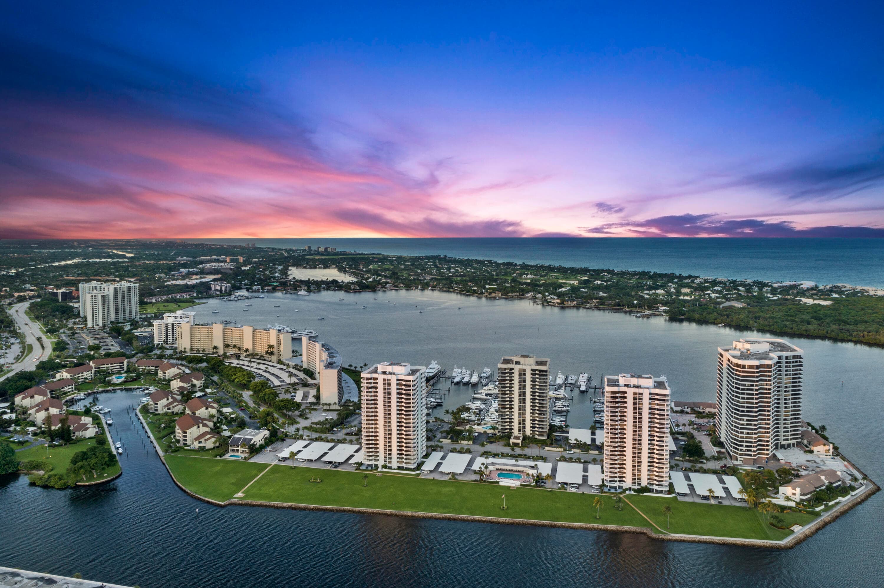 130 Lakeshore Drive Ph 22, North Palm Beach, FL 33408 — photo 1 of 22