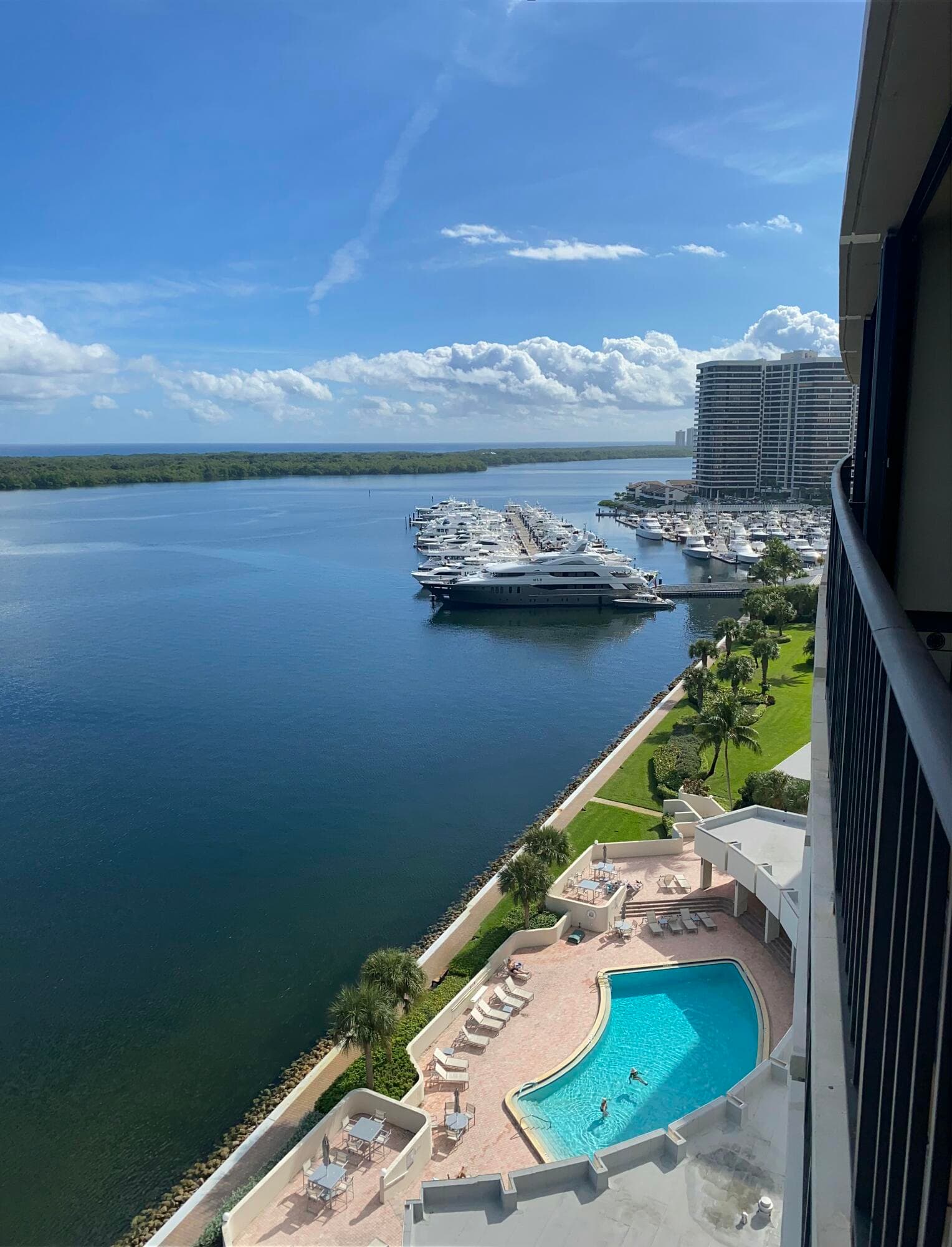130 Lakeshore Drive Ph 22, North Palm Beach, FL 33408 — photo 16 of 22