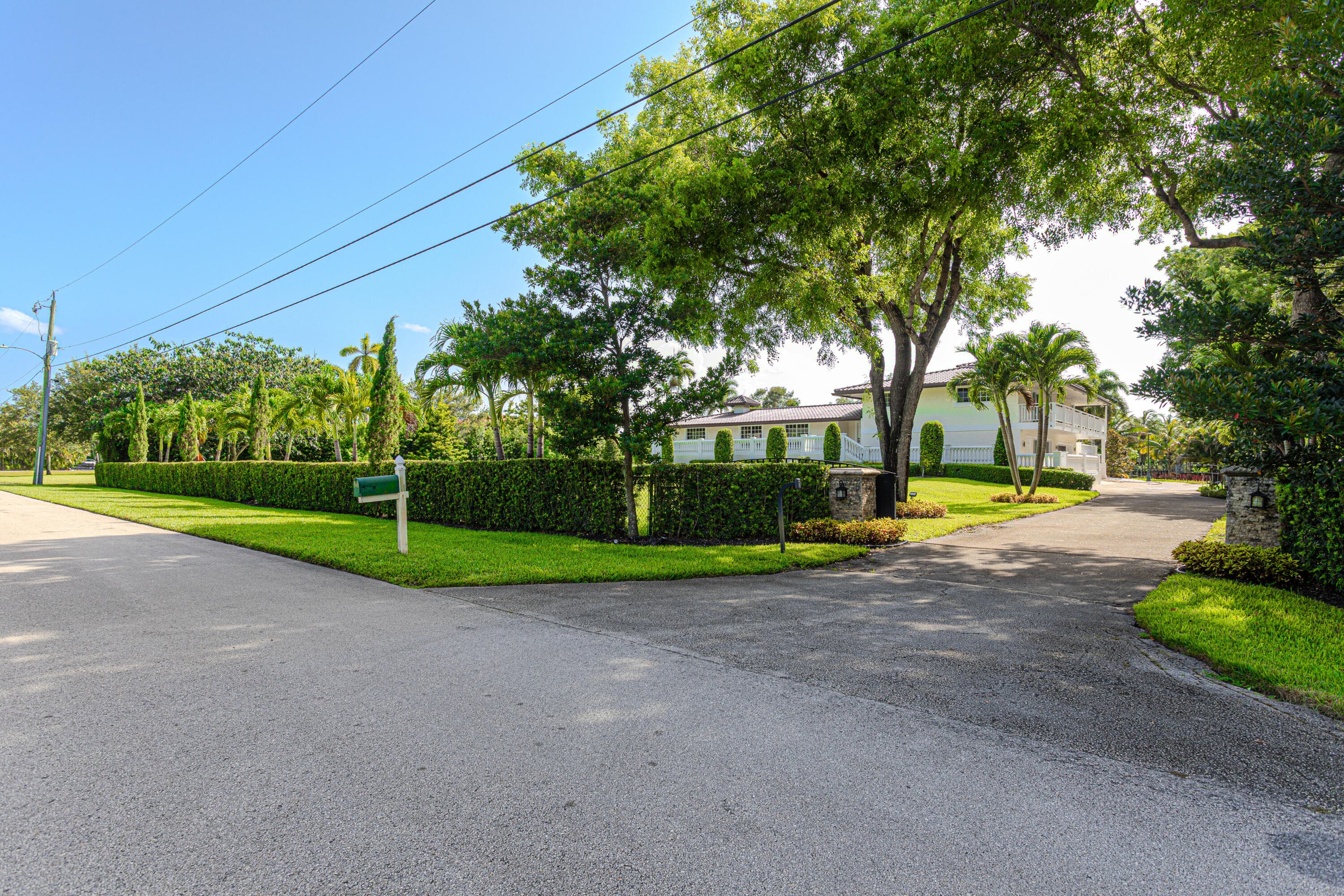 875 NW 120th Avenue, Plantation, FL 33325 — photo 56 of 92
