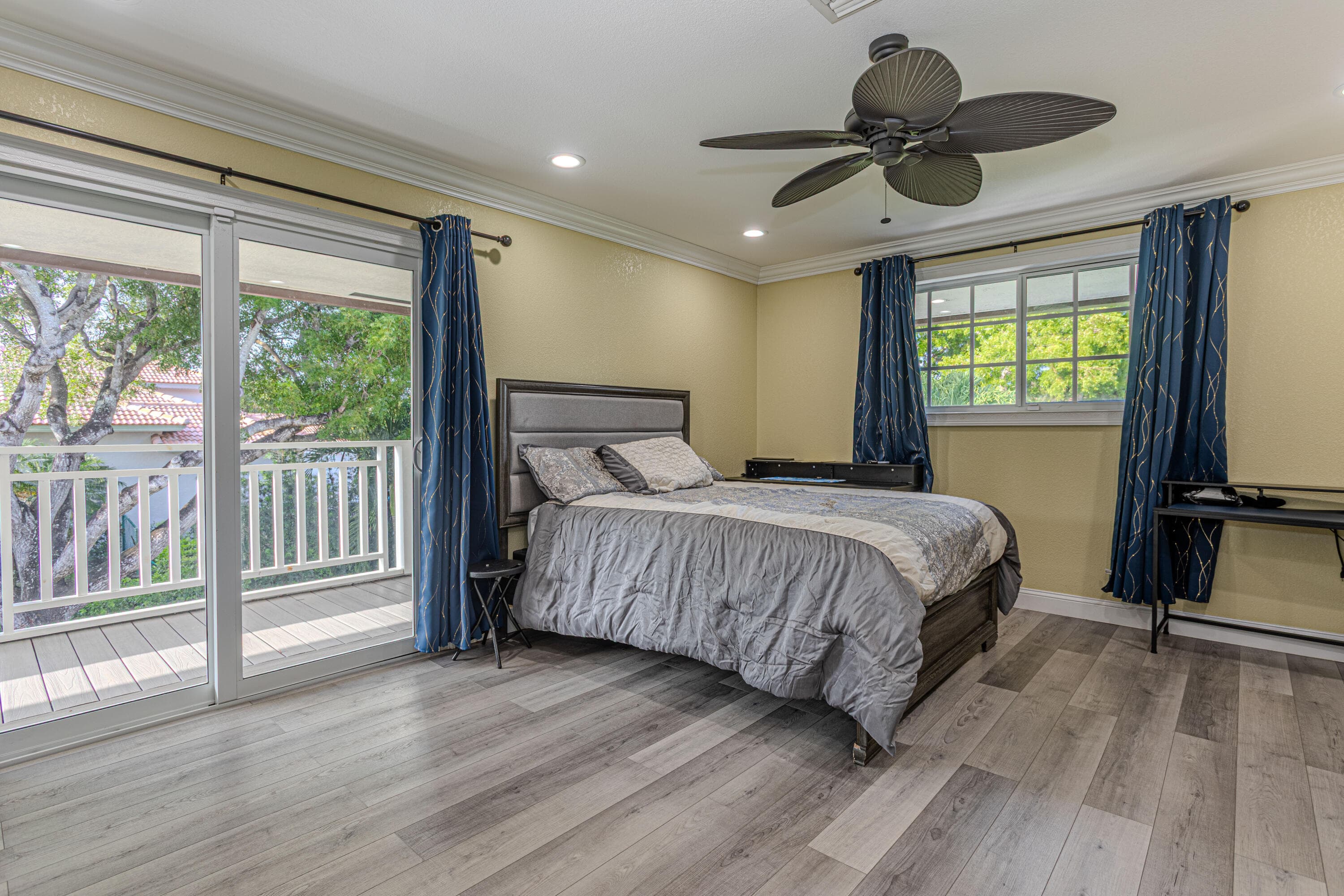 875 NW 120th Avenue, Plantation, FL 33325 — photo 16 of 92