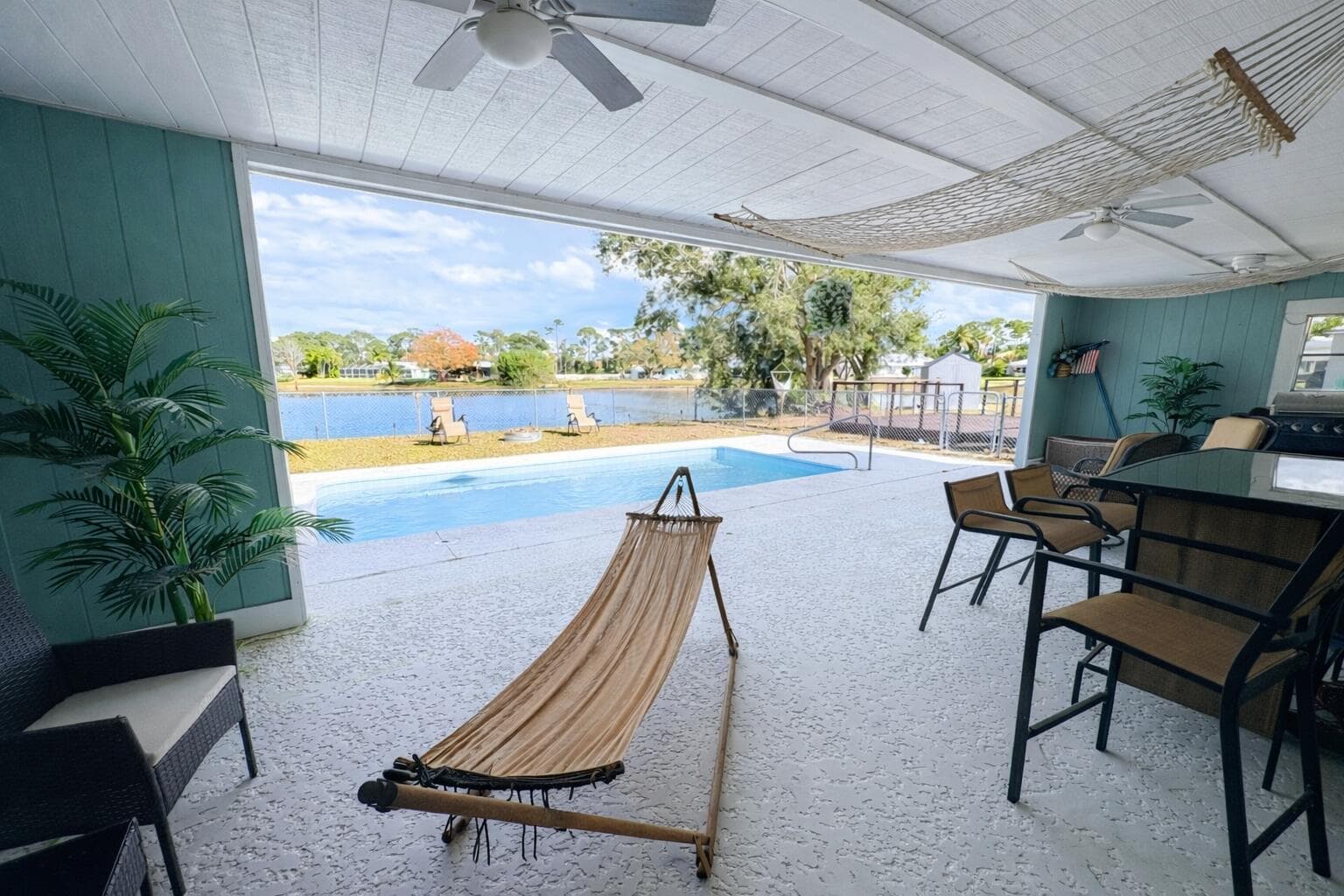 5812 Killarney Avenue, Fort Pierce, FL 34951 — photo 1 of 31