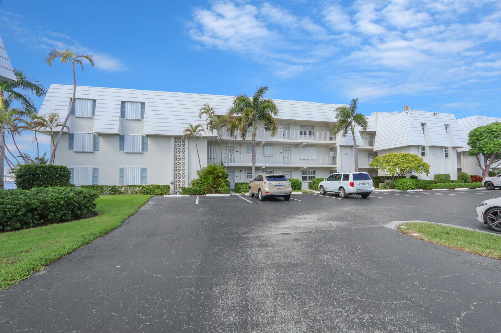 1025 Sugar Sands Boulevard 159, Singer Island, FL 33404 — photo 2 of 33