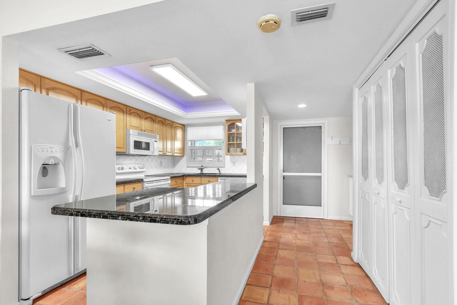 1025 Sugar Sands Boulevard 159, Singer Island, FL 33404 — photo 9 of 33